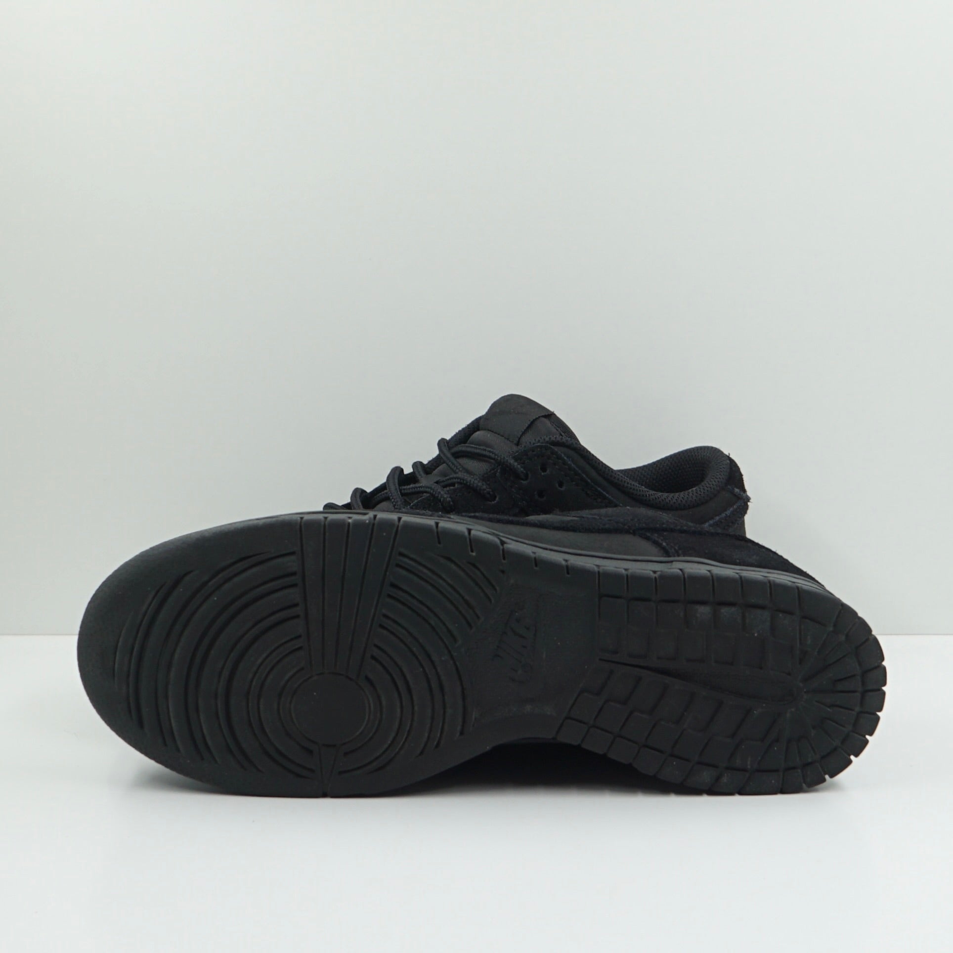 Nike Dunk Low SE Triple Black