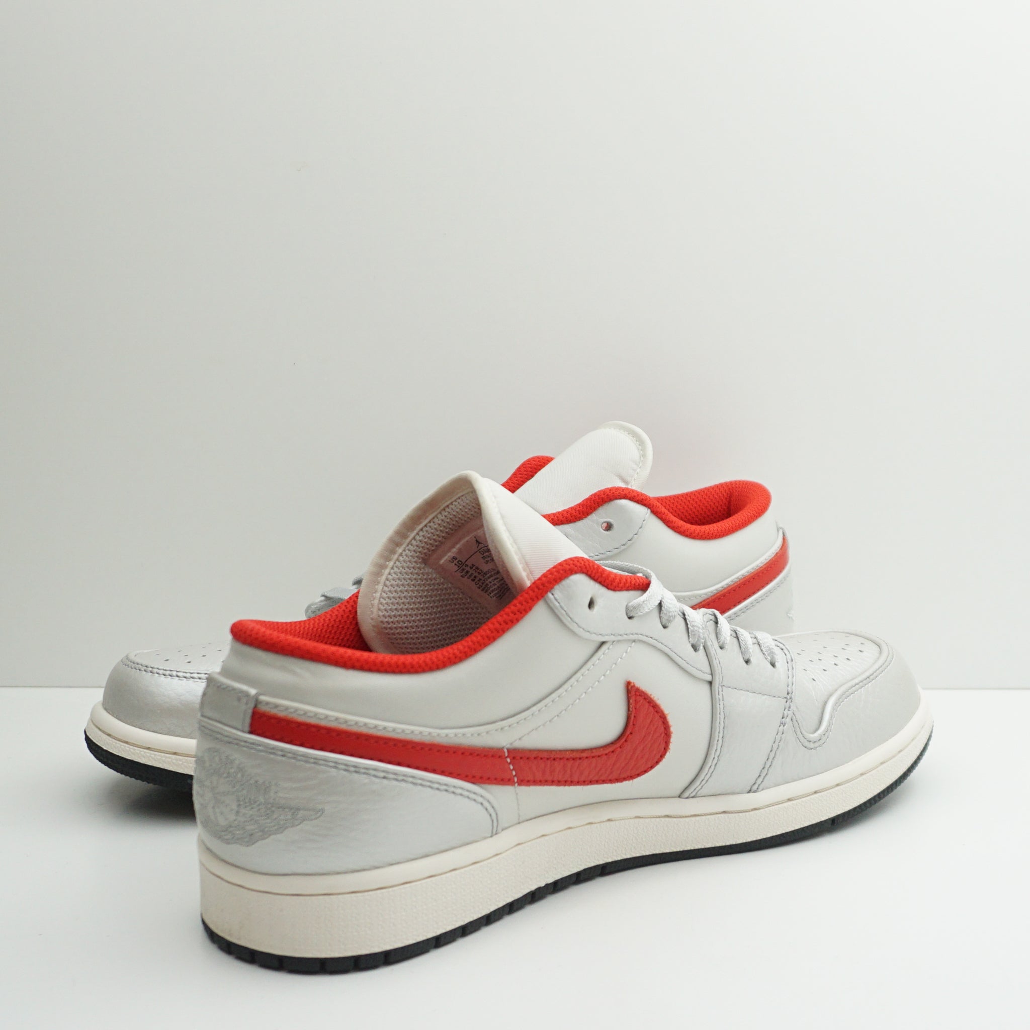 Jordan 1 Low Night Track