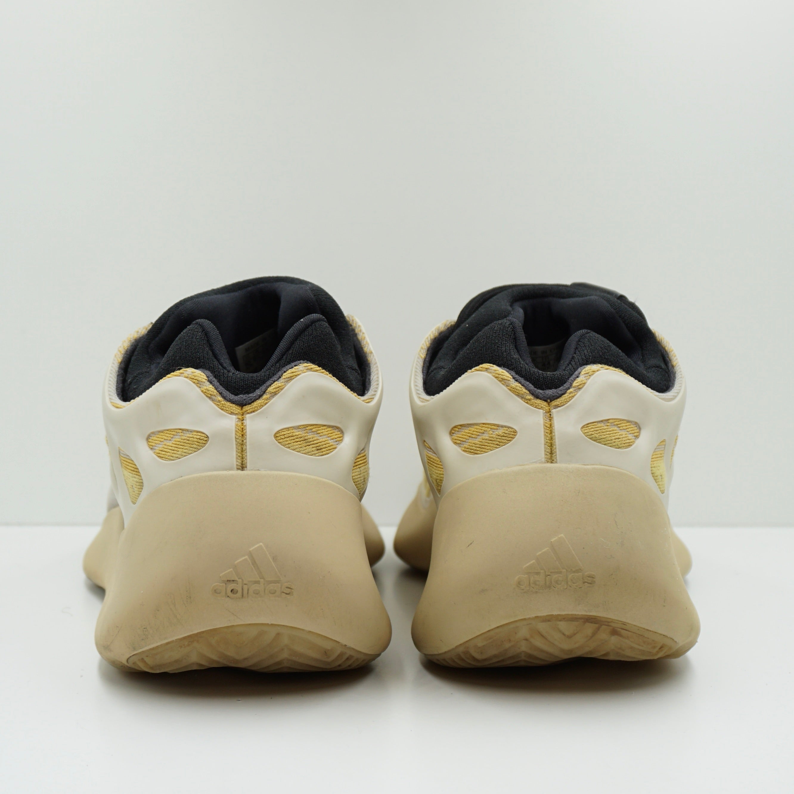 Adidas Yeezy 700 V3 Safflower