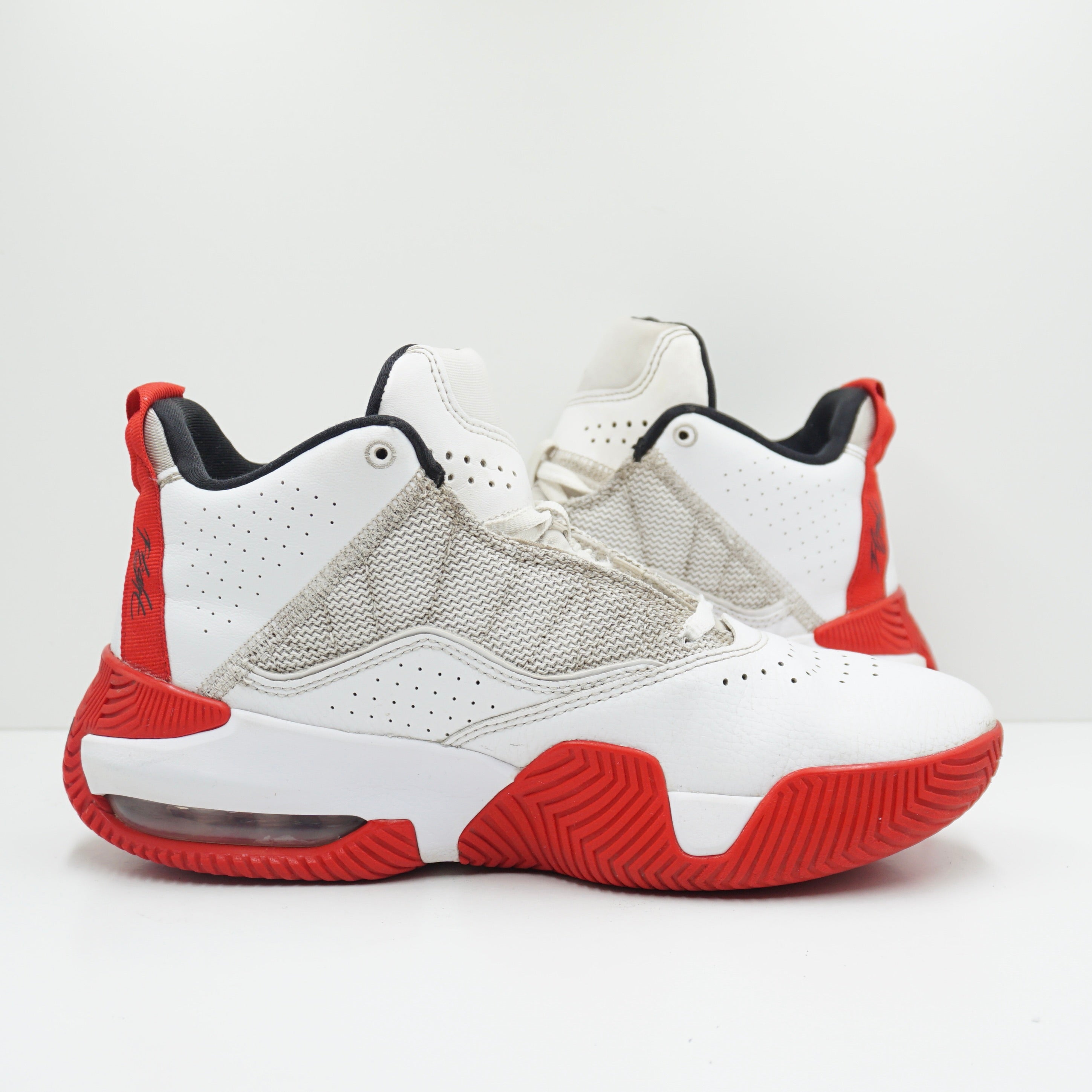Jordan Stay Loyal White University Red Black (GS)
