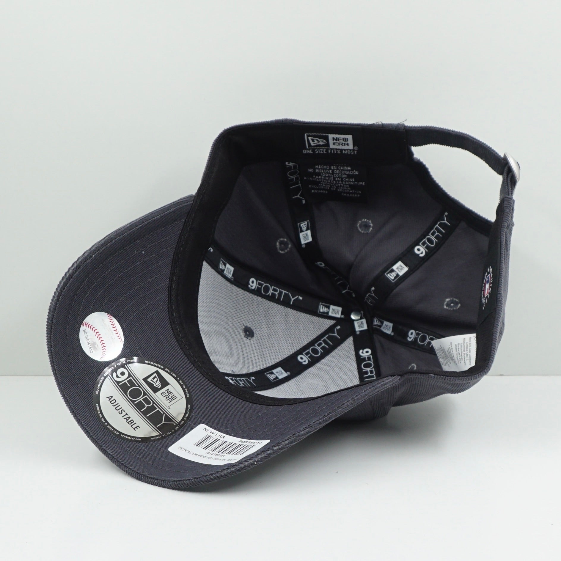 New Era New York Yankees Small Logo Grey Adjustable Cap