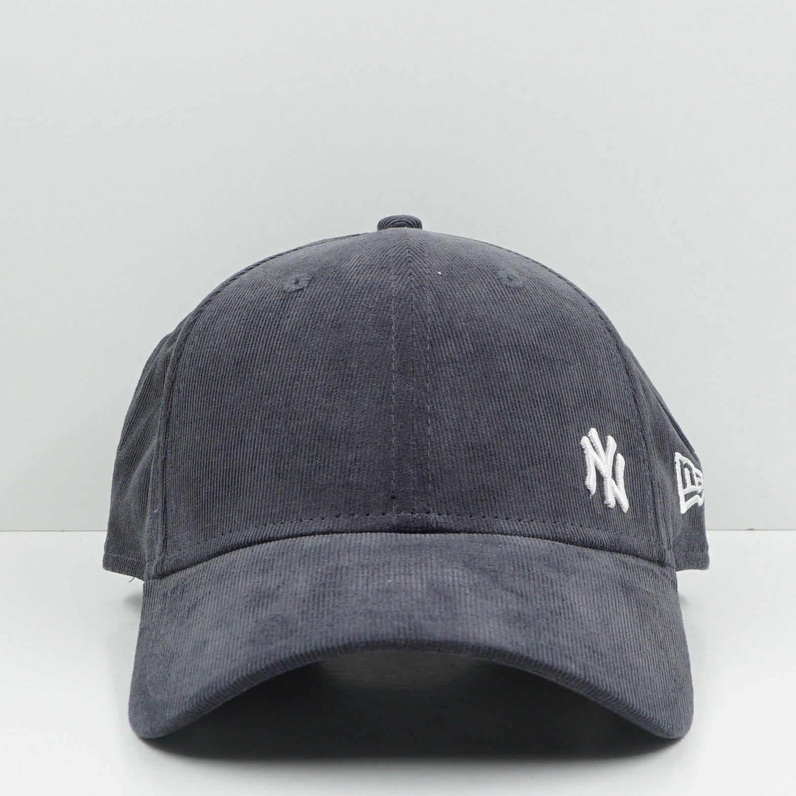 New Era New York Yankees Small Logo Grey Adjustable Cap