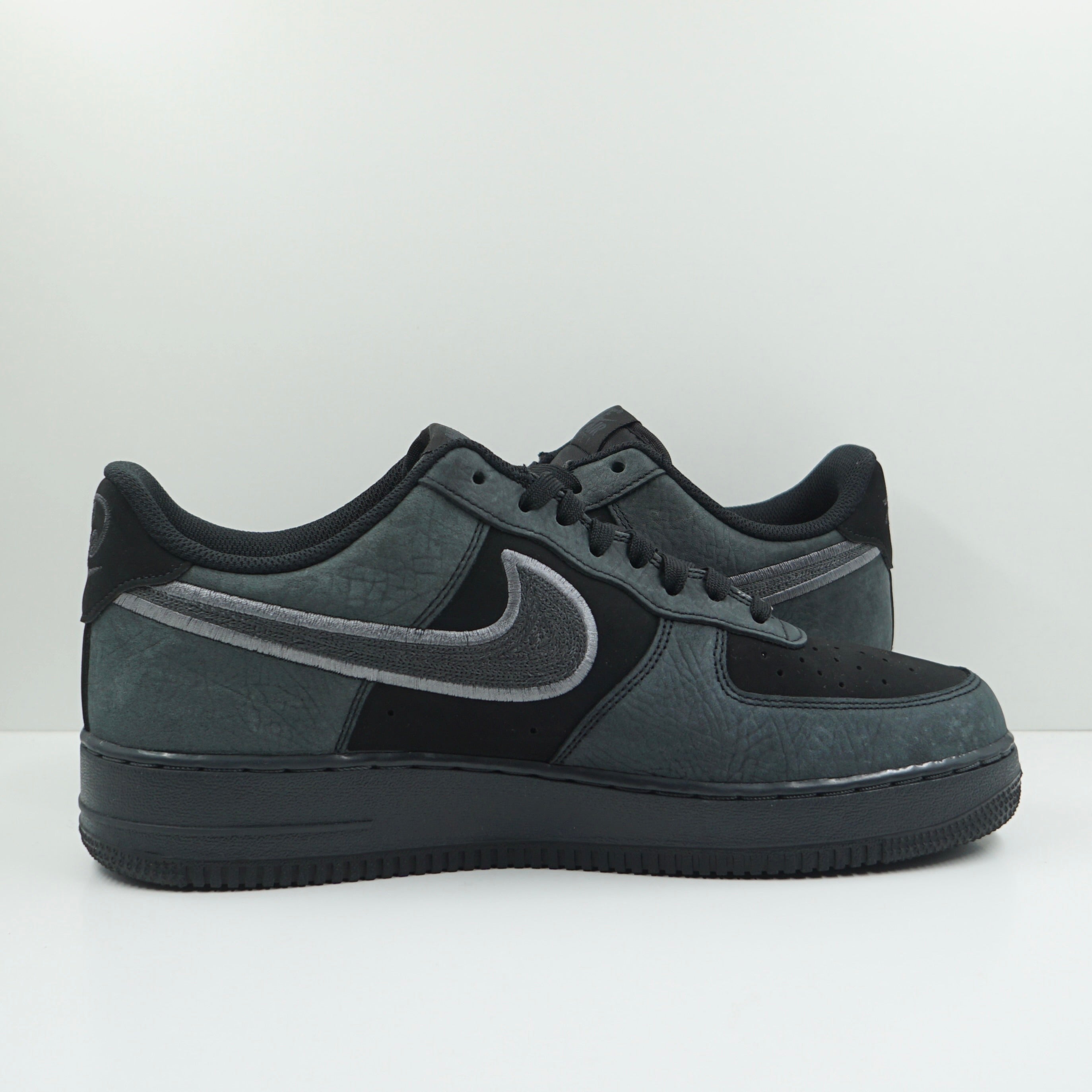 Nike Air Force 1 Low '07 LV8 Black Smoke Grey