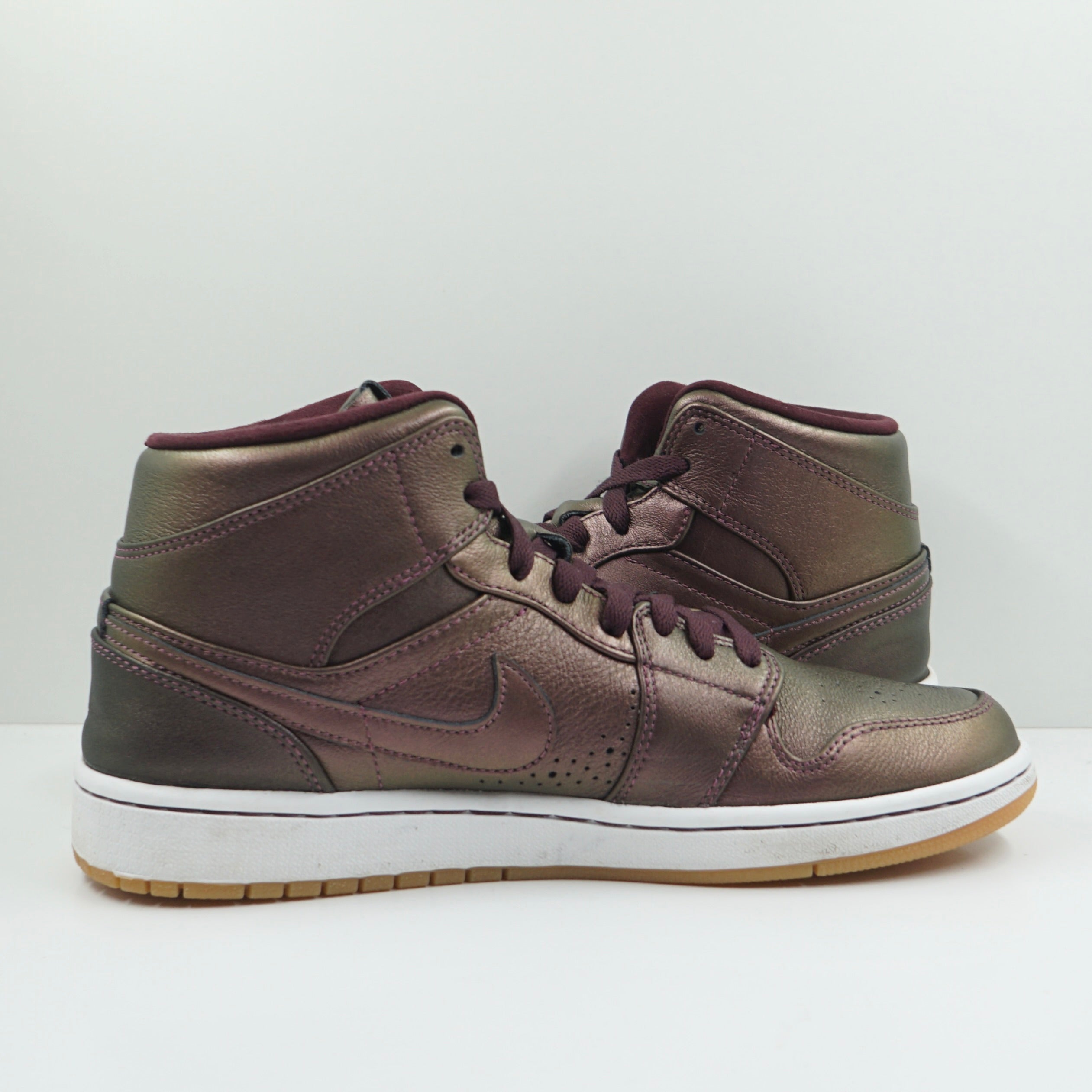 Jordan 1 Mid Nouveau Deep Burgundy Gum