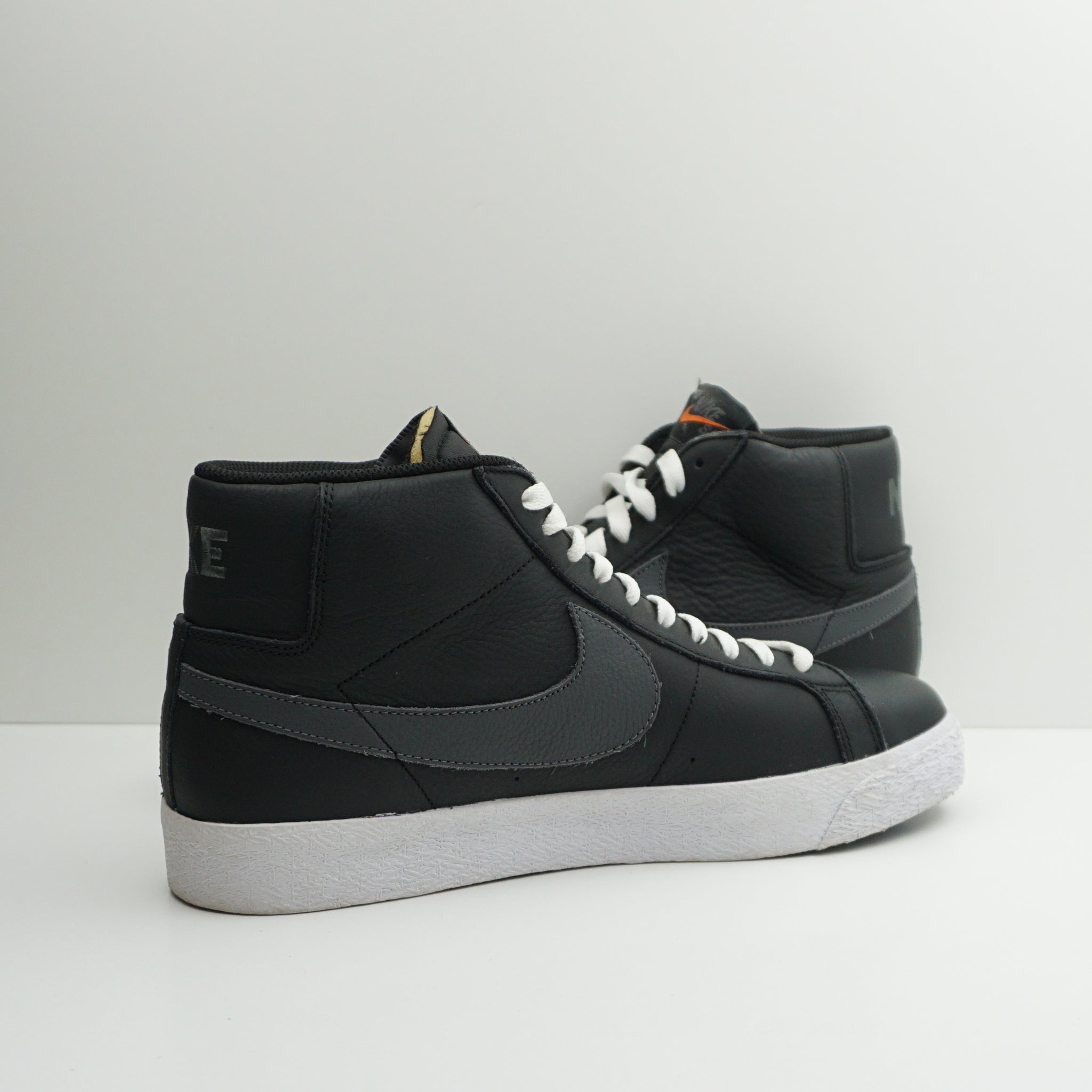 Nike SB Zoom Blazer Mid ISO Orange Label