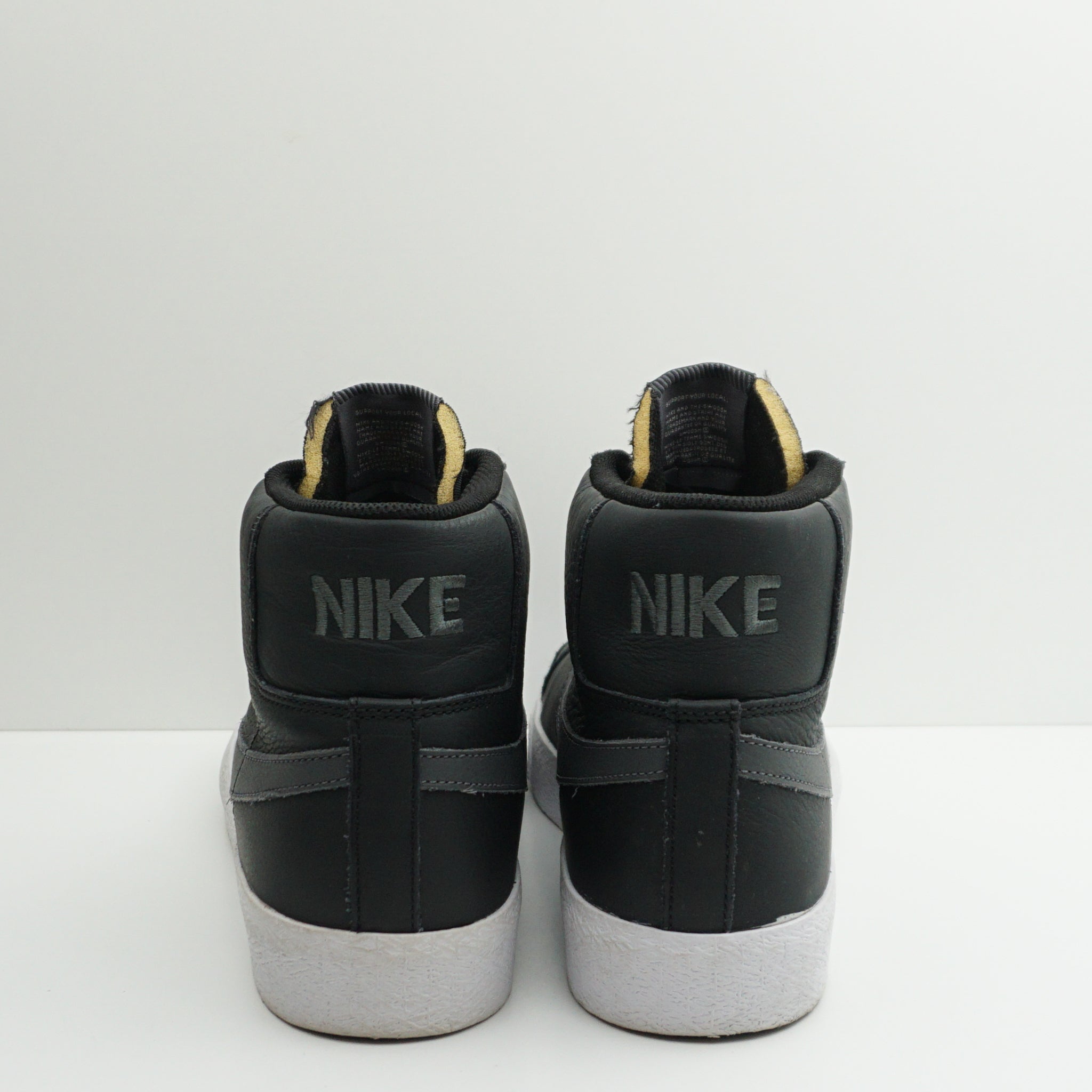 Nike SB Zoom Blazer Mid ISO Orange Label