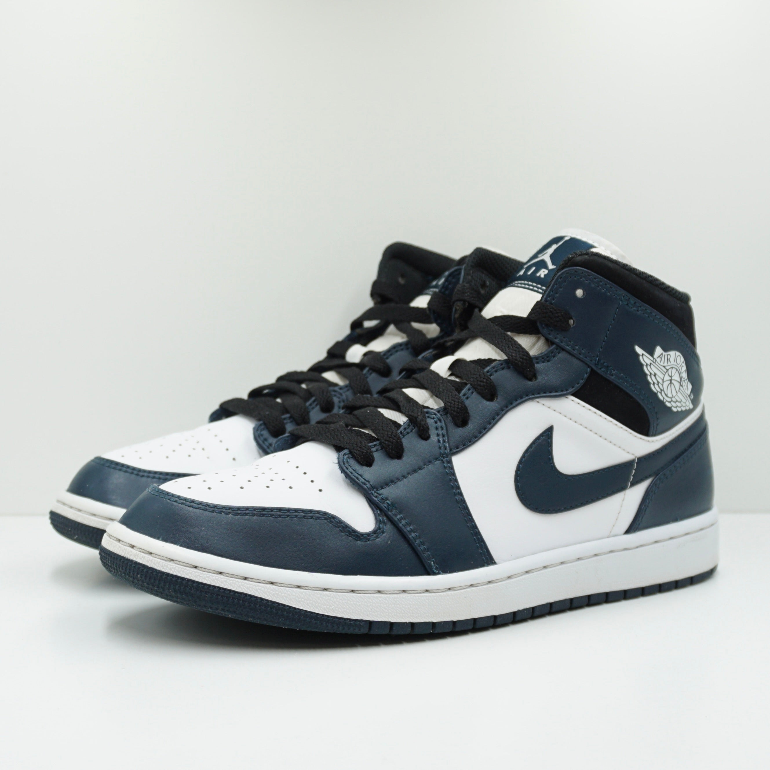 Jordan 1 Mid Armory Navy