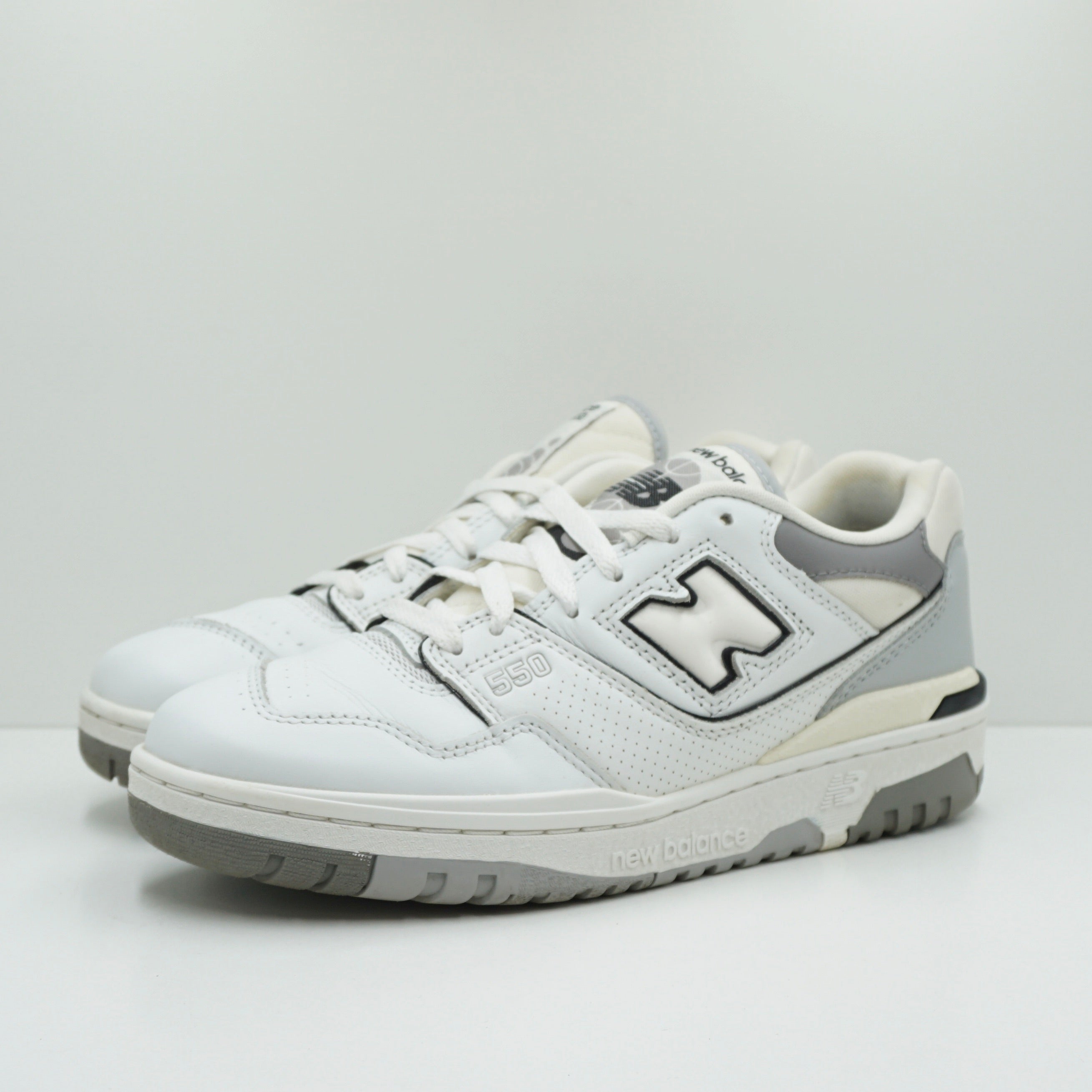 New Balance 550 Salt and Pepper