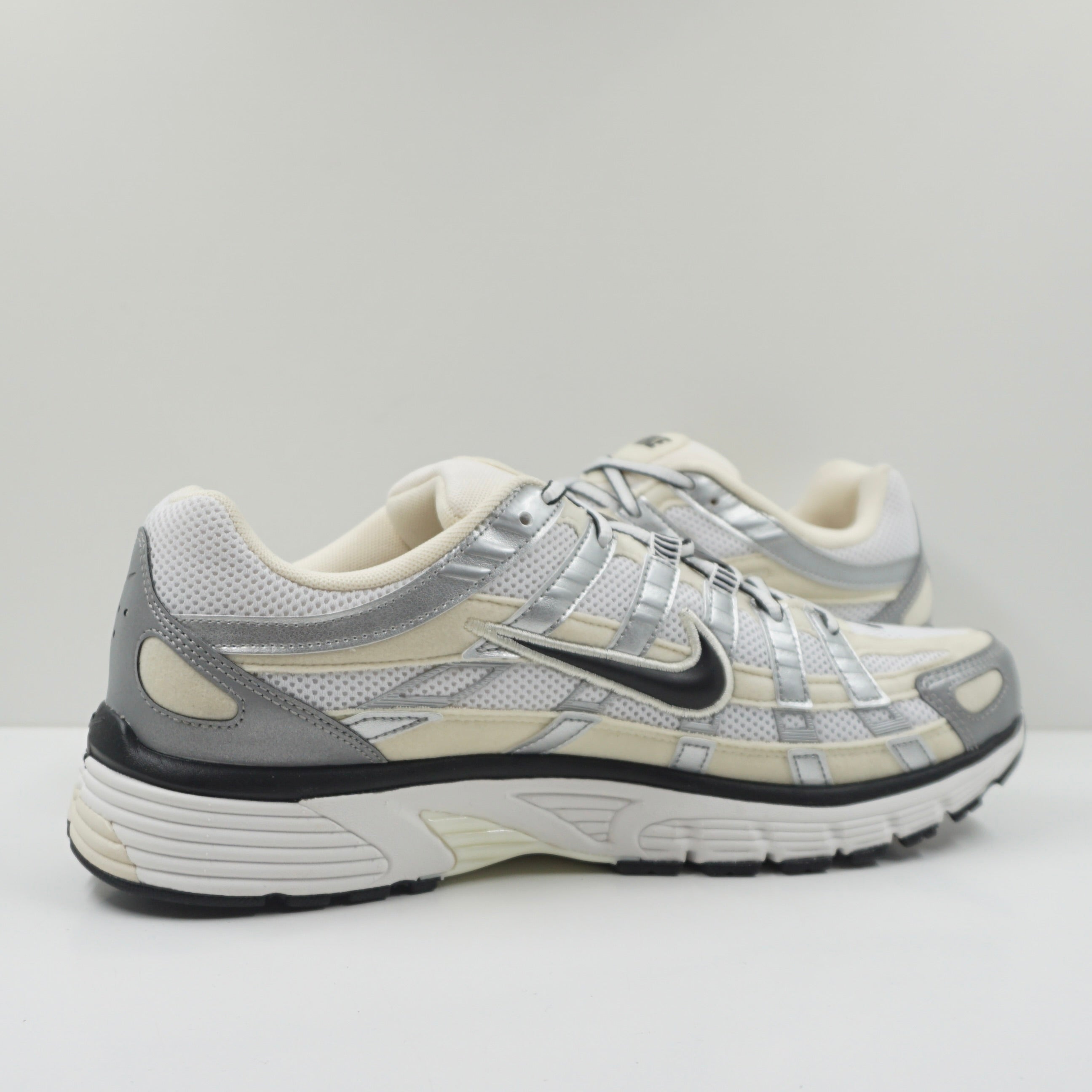Nike P-6000 Coconut Milk Metallic Silver (W)