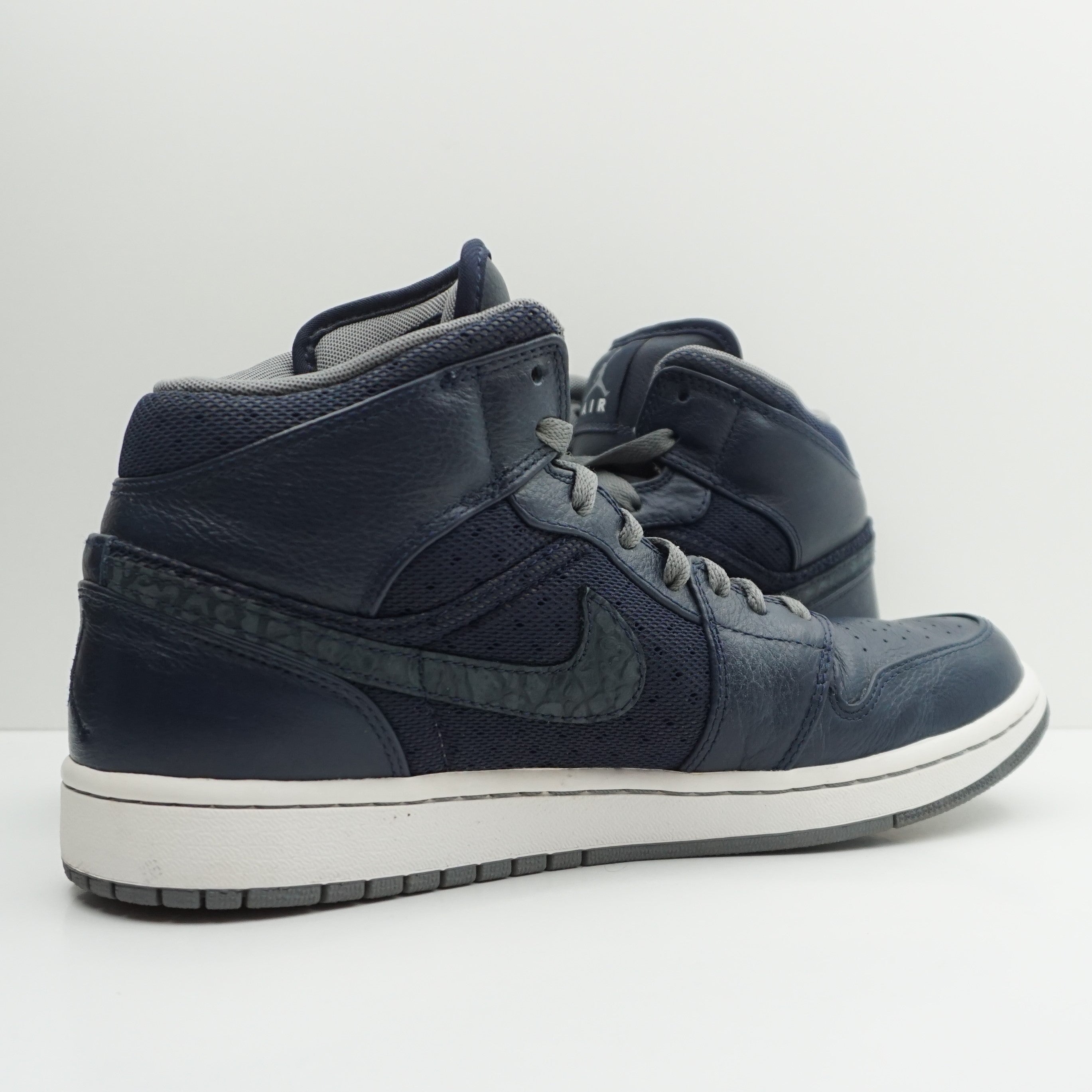 Jordan 1 Phat Mid Obsidian Cool Grey
