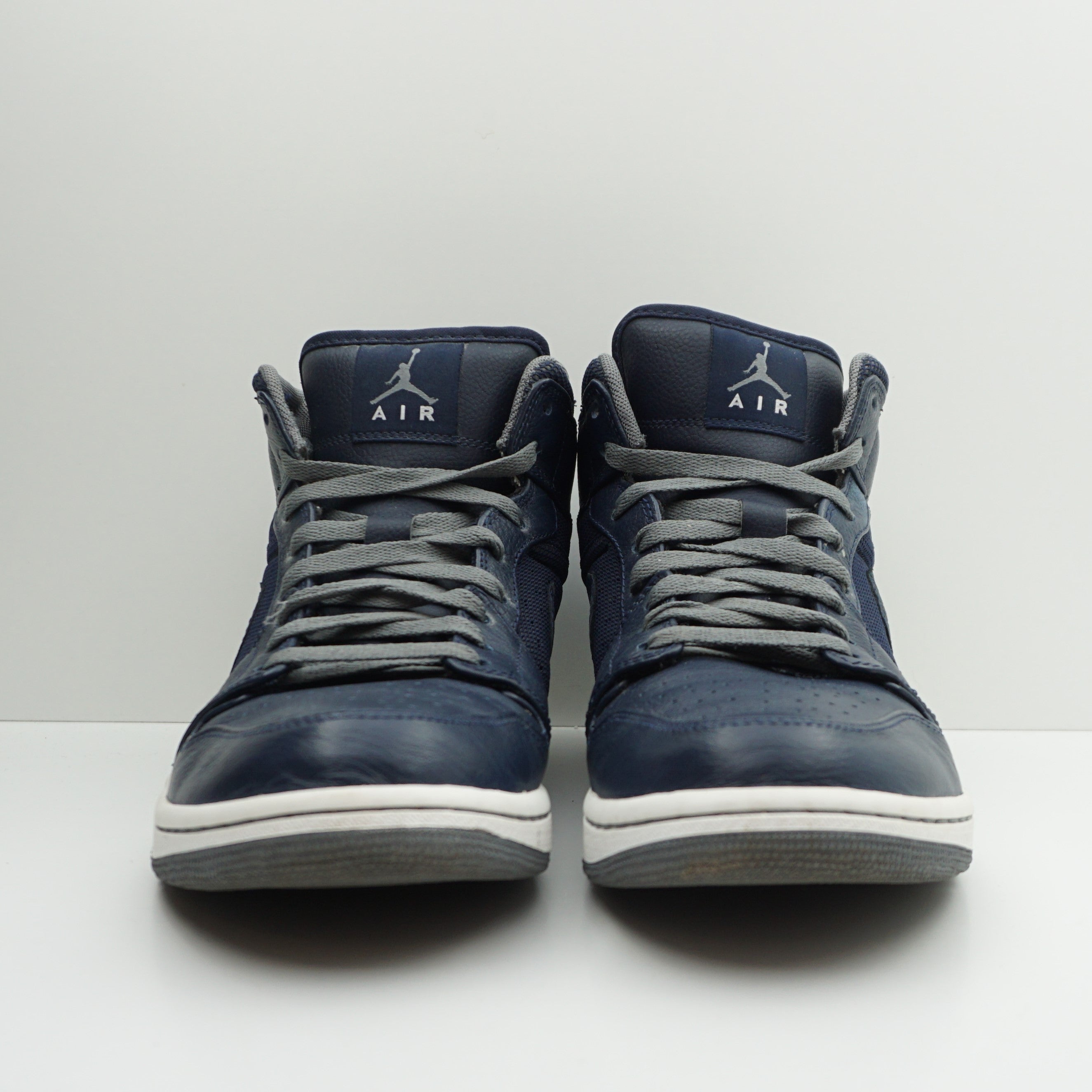Jordan 1 Phat Mid Obsidian Cool Grey