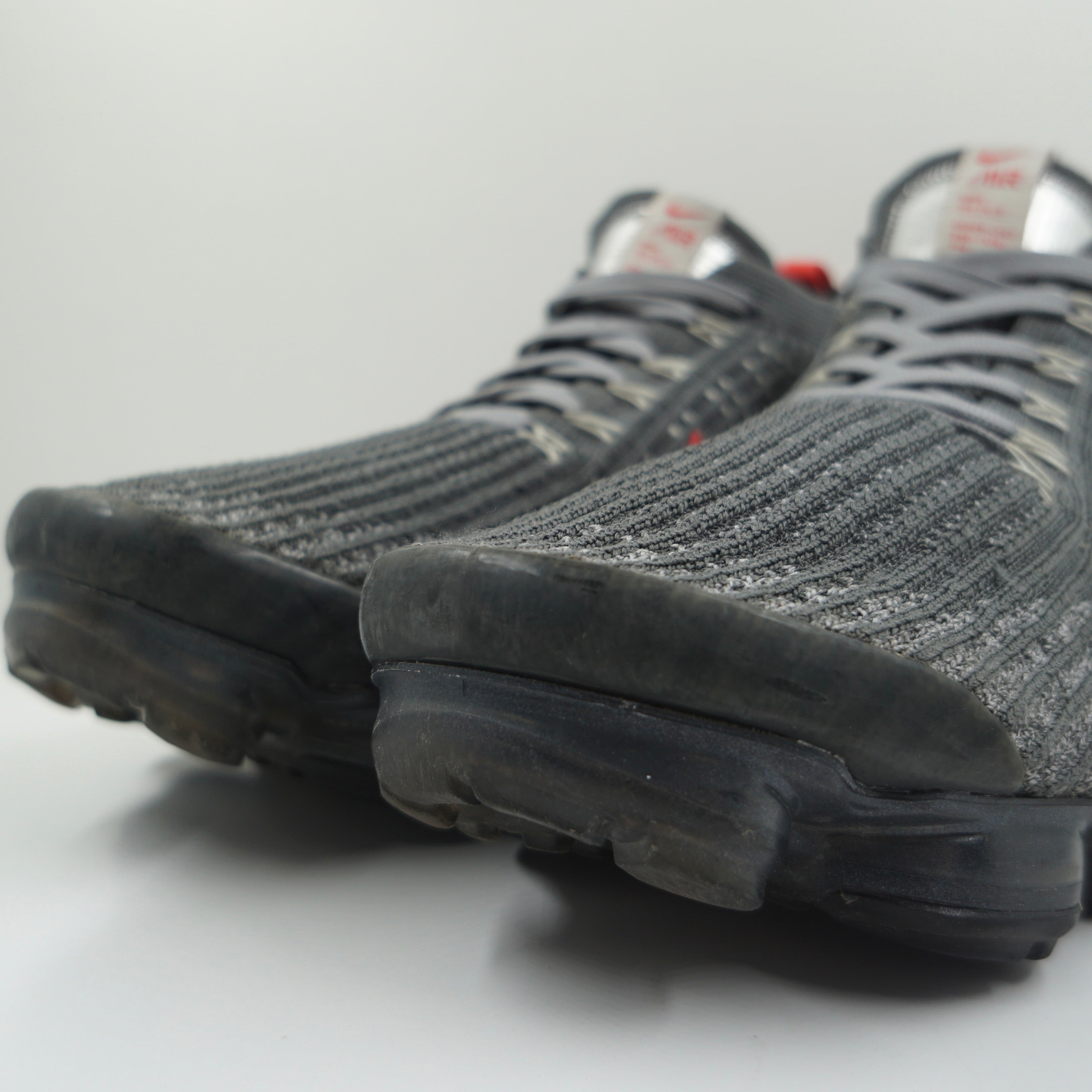 Nike Air VaporMax Flyknit 3 Grey Track Red