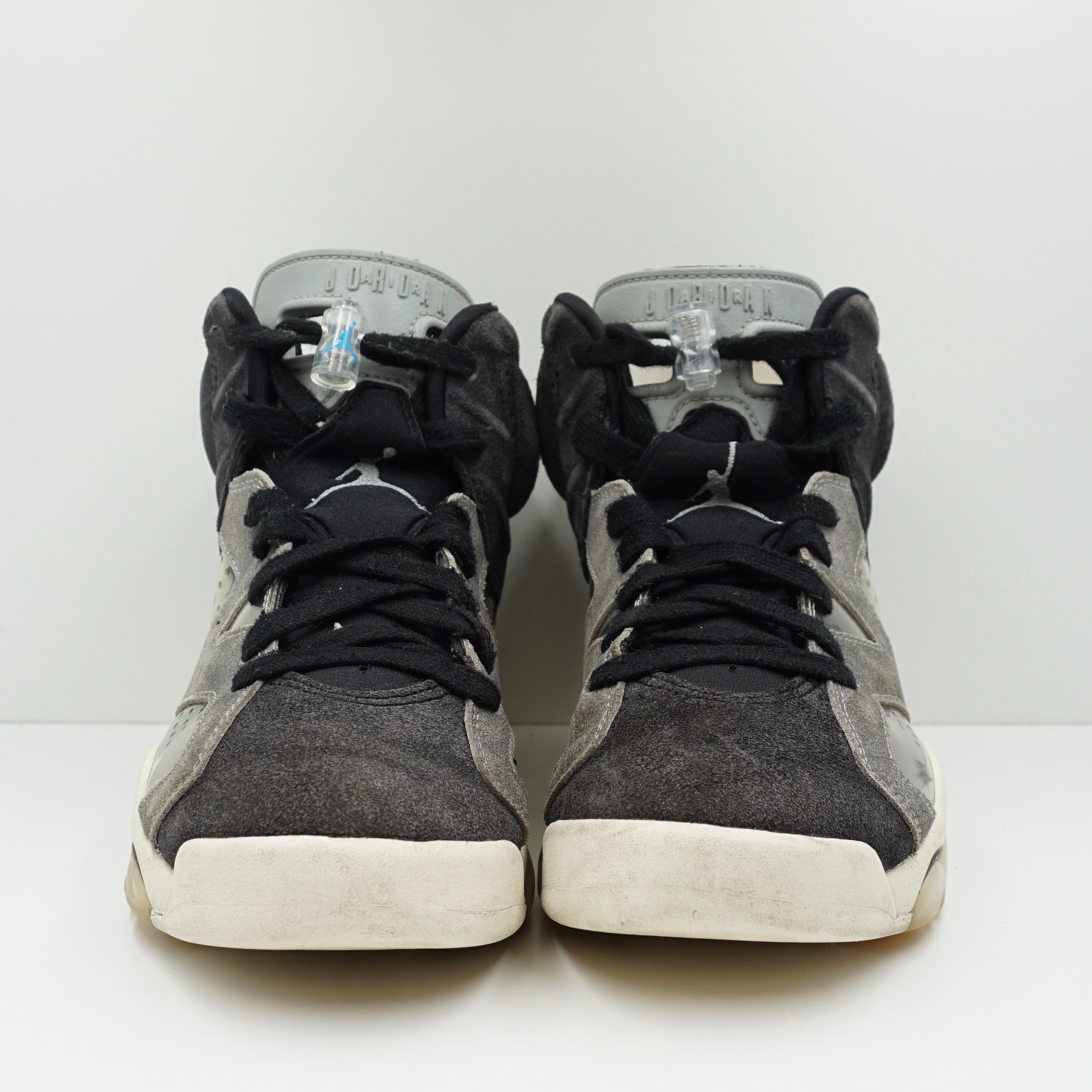 Jordan 6 Retro Tech Chrome (W)