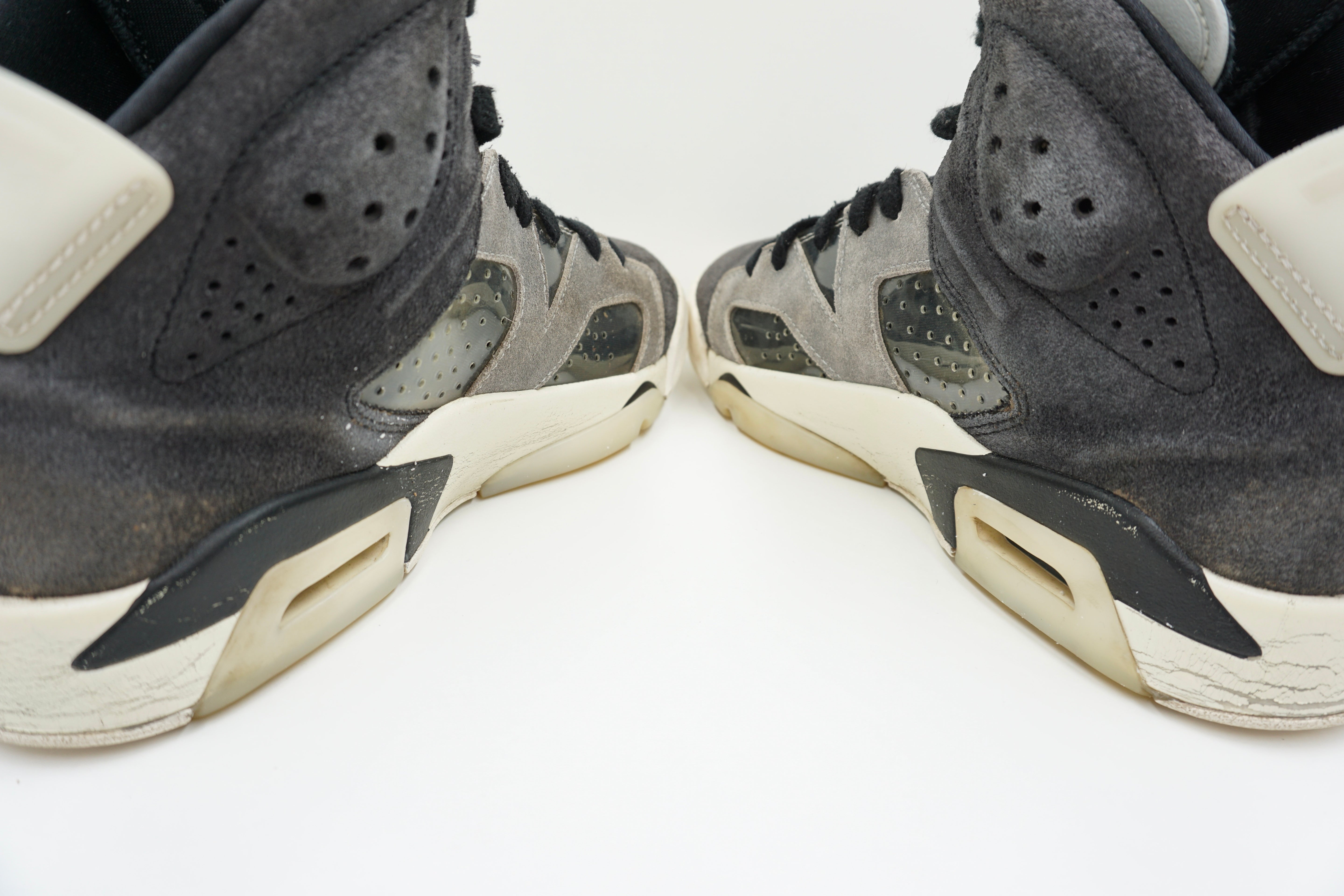 Jordan 6 Retro Tech Chrome (W)