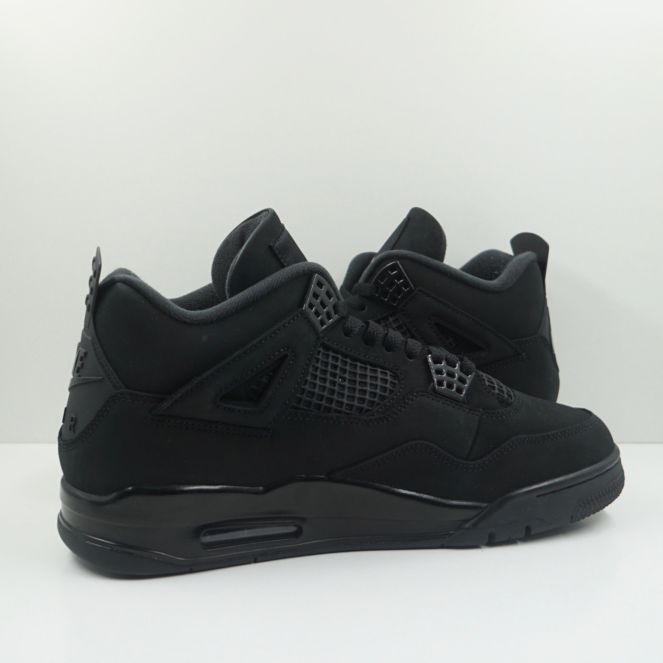 Jordan 4 Retro Black Cat (2025)