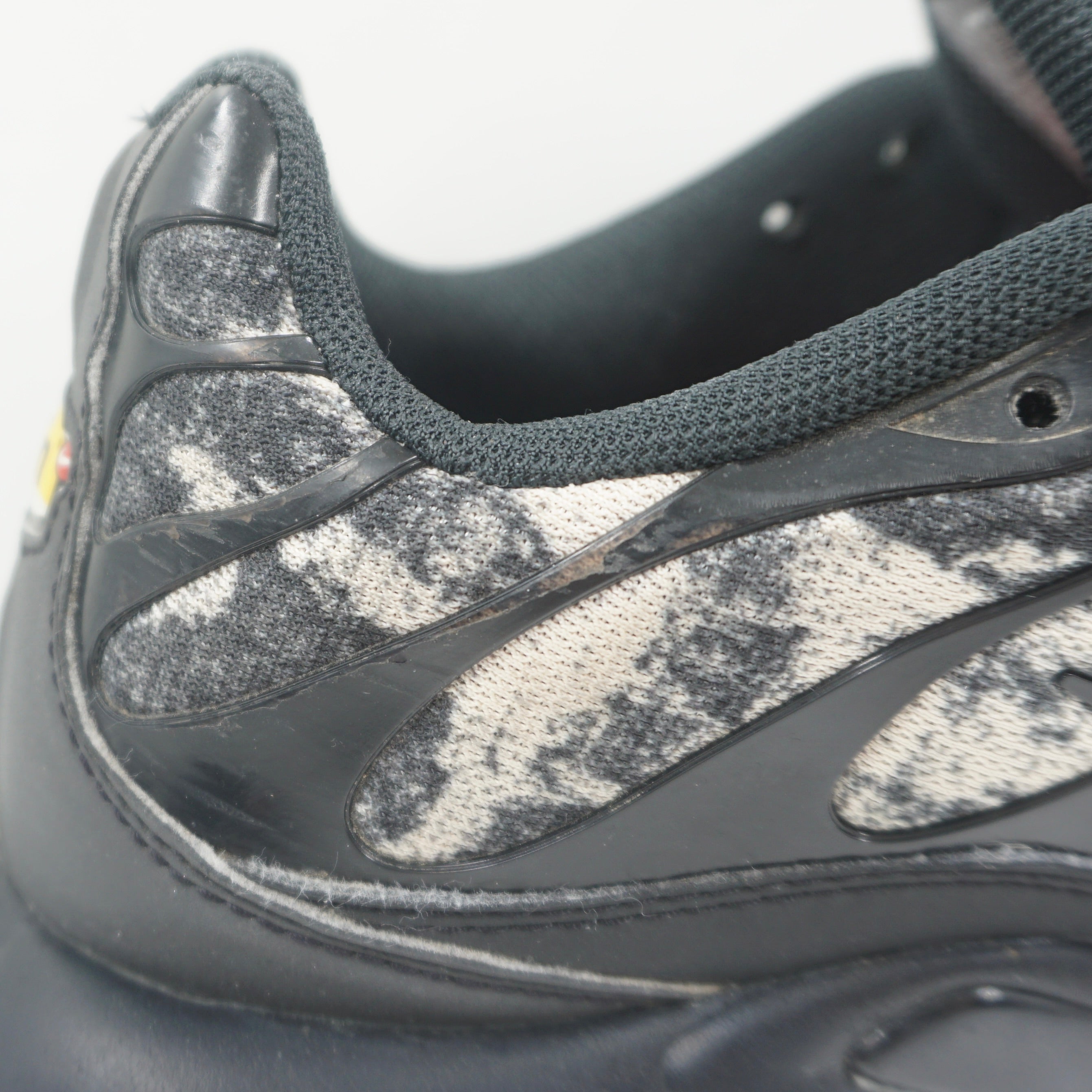 Nike Air Max Plus Camo Black Safety Orange