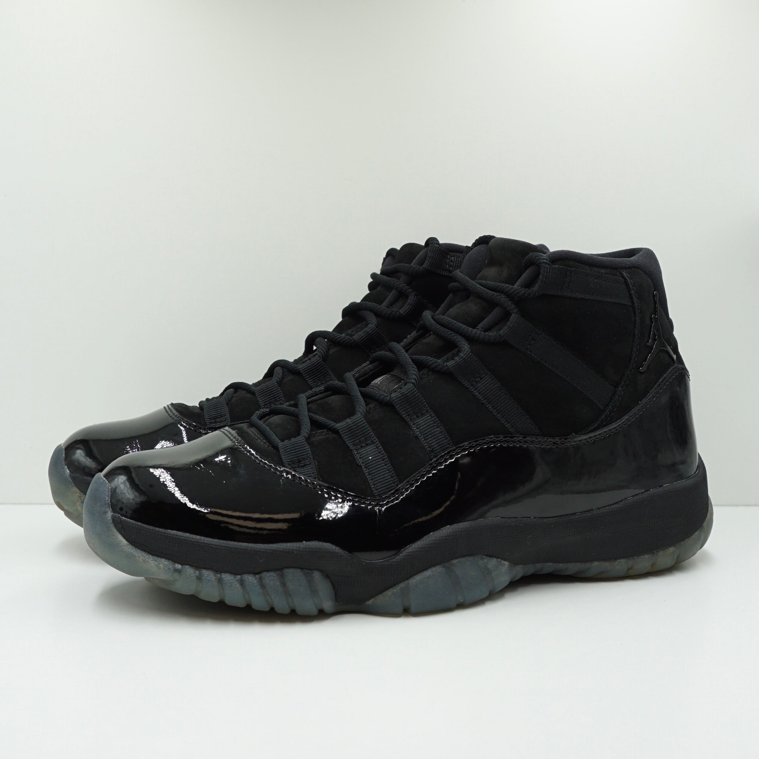 Jordan 11 Retro Cap and Gown