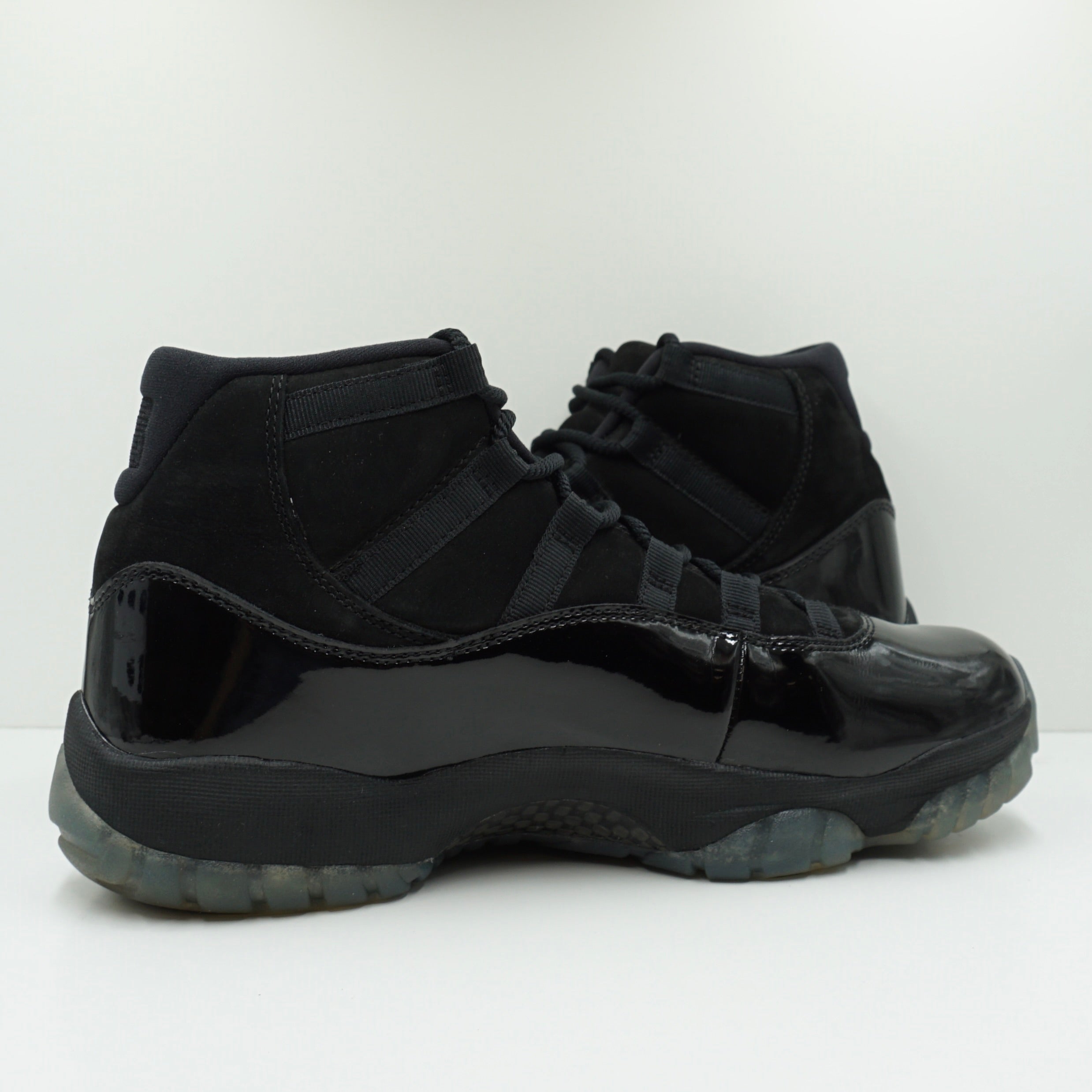 Jordan 11 Retro Cap and Gown