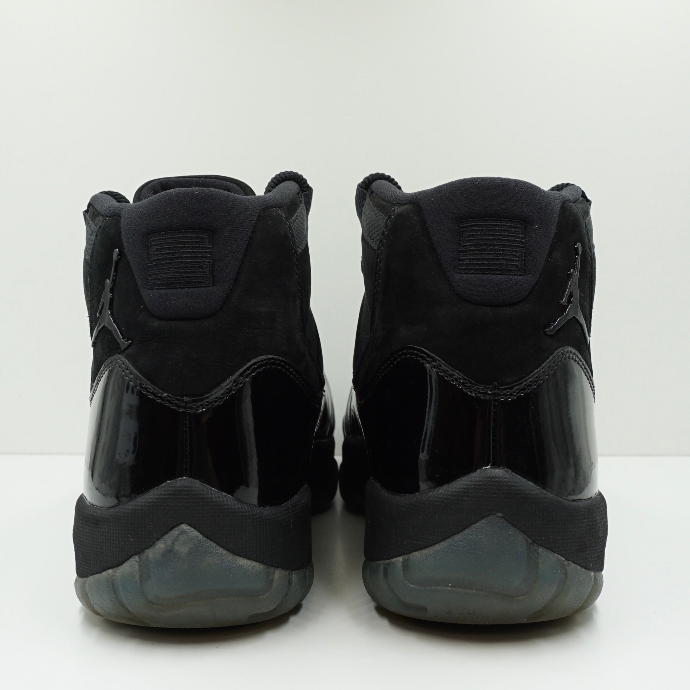 Jordan 11 Retro Cap and Gown