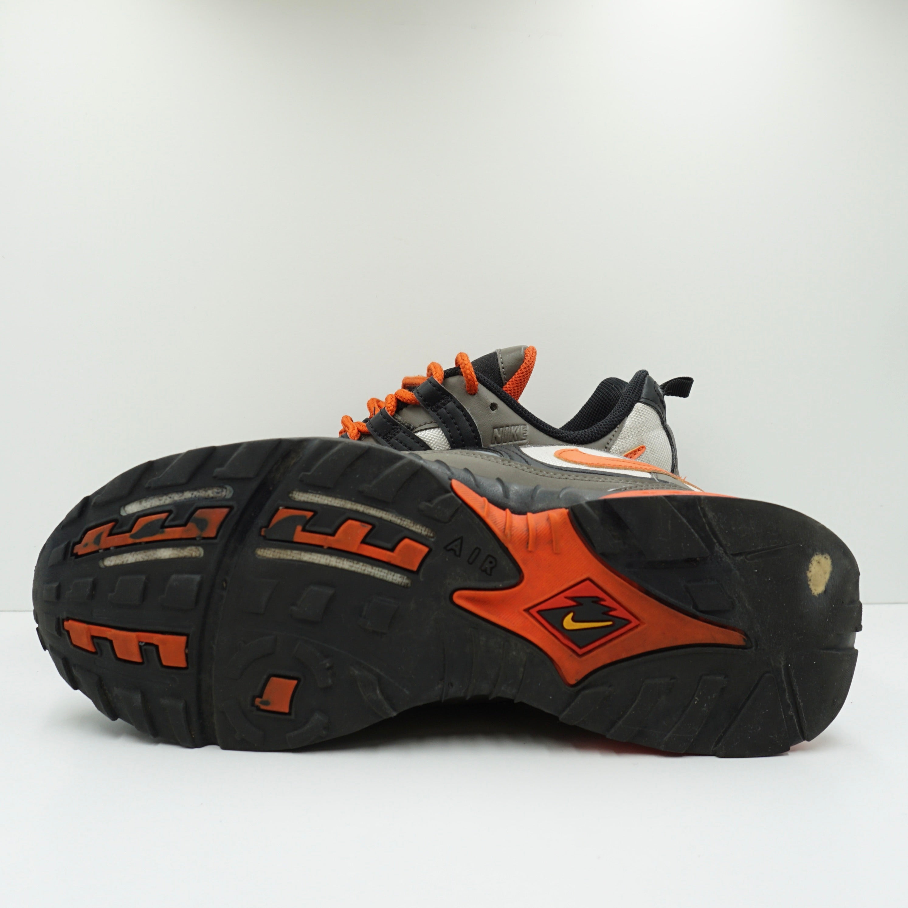 Nike Air Terra Humara 18 Olive Grey Deep Orange