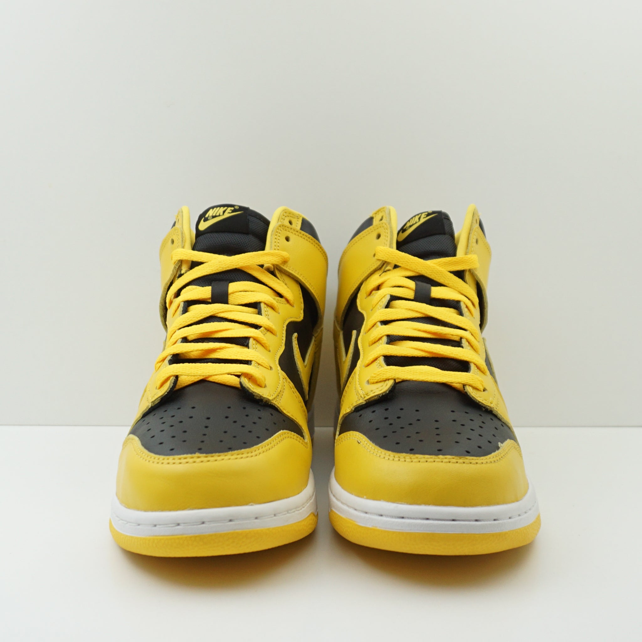 Nike Dunk High Black Varsity Maize (Asphaltgold Release)