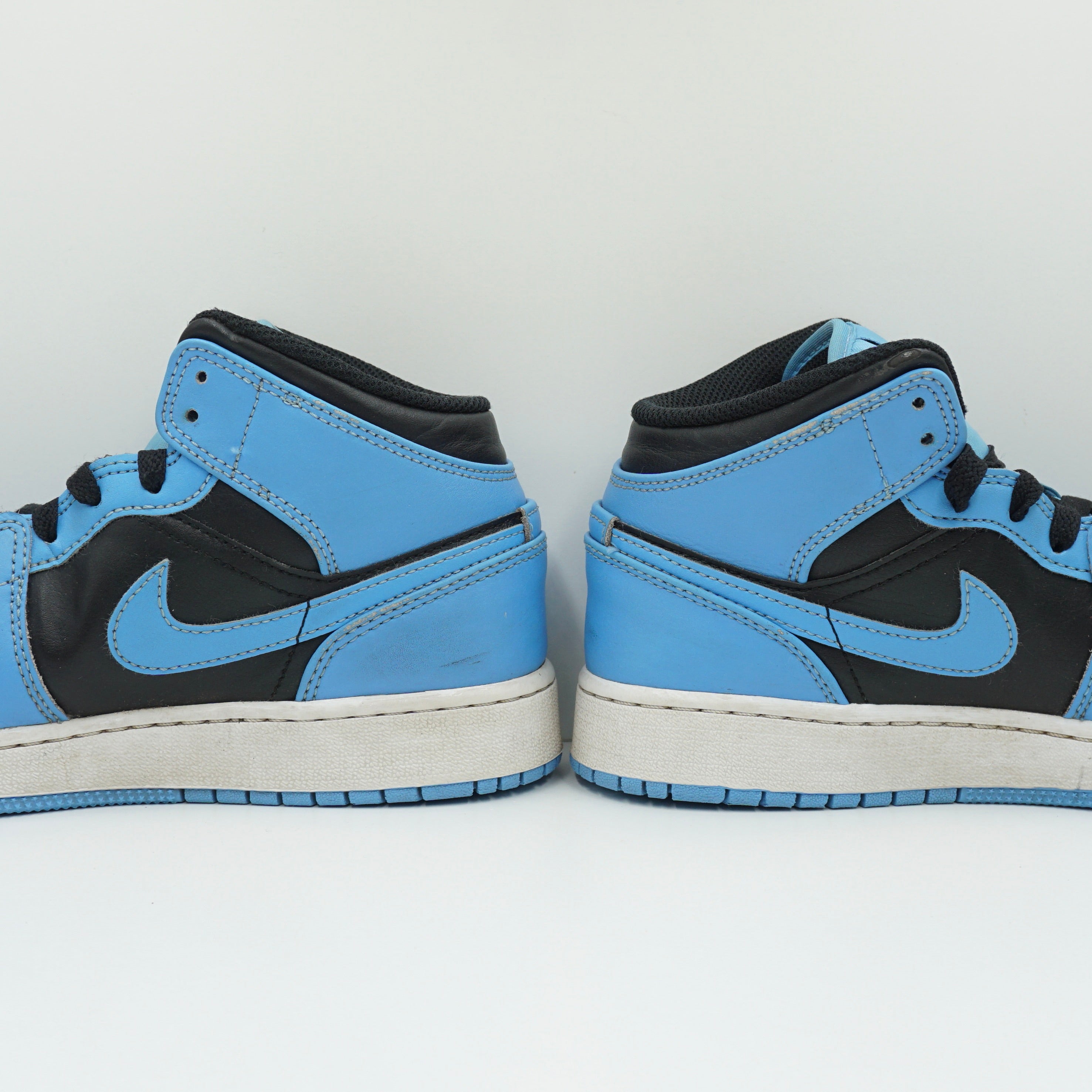 Jordan 1 Mid University Blue Black (GS)