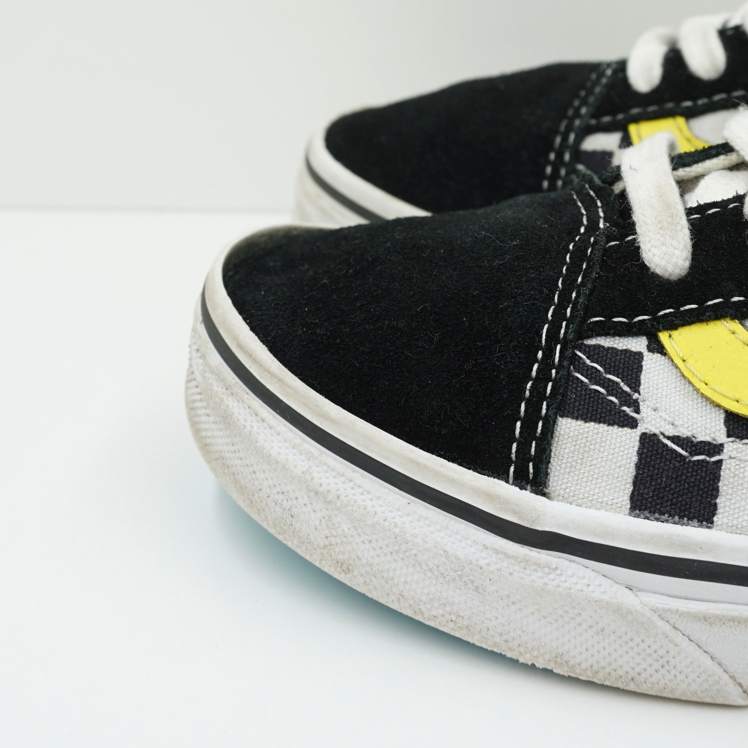 Vans Old Skool Sponge Bob Square Pants Off The Wall