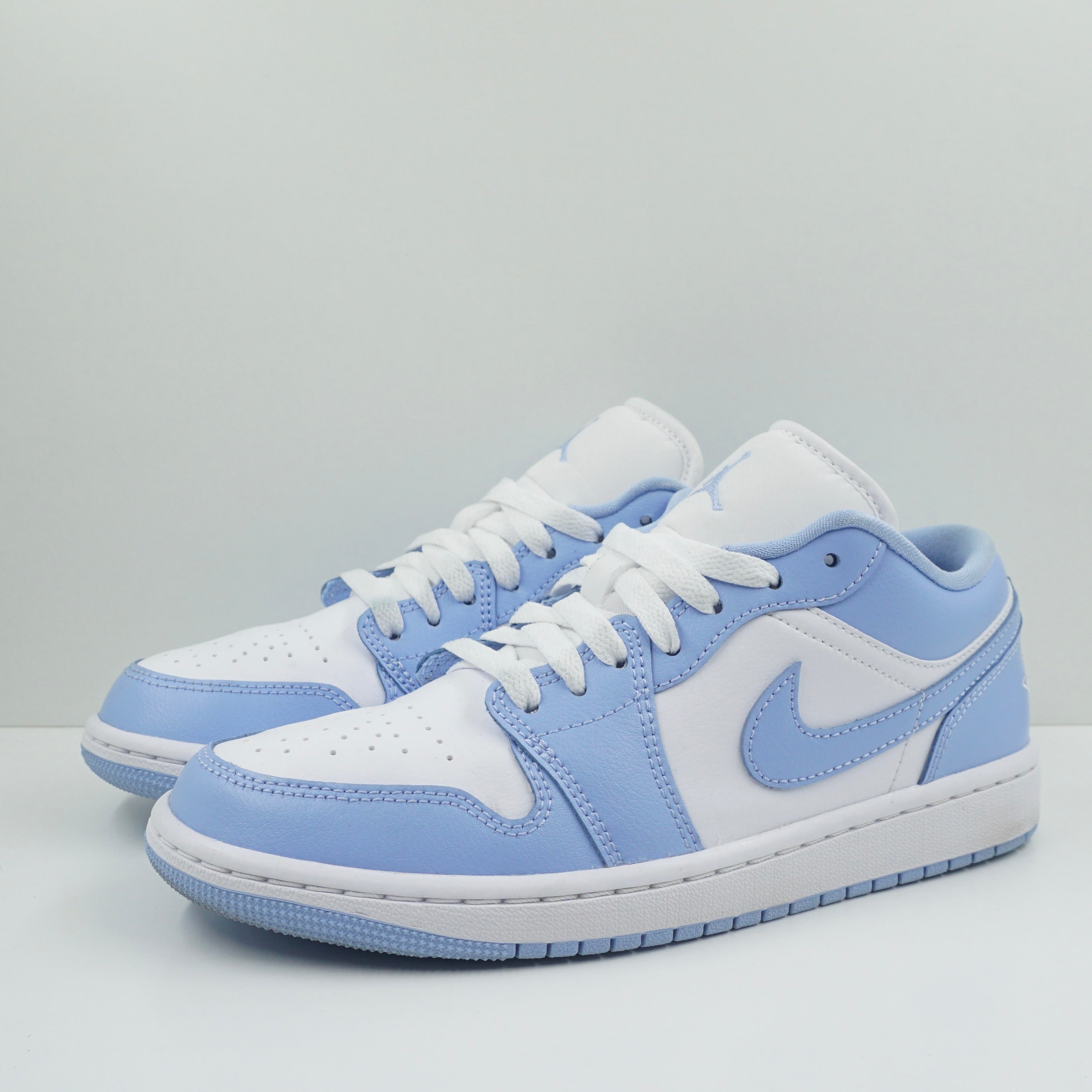 Jordan 1 Low White Aluminum (W)