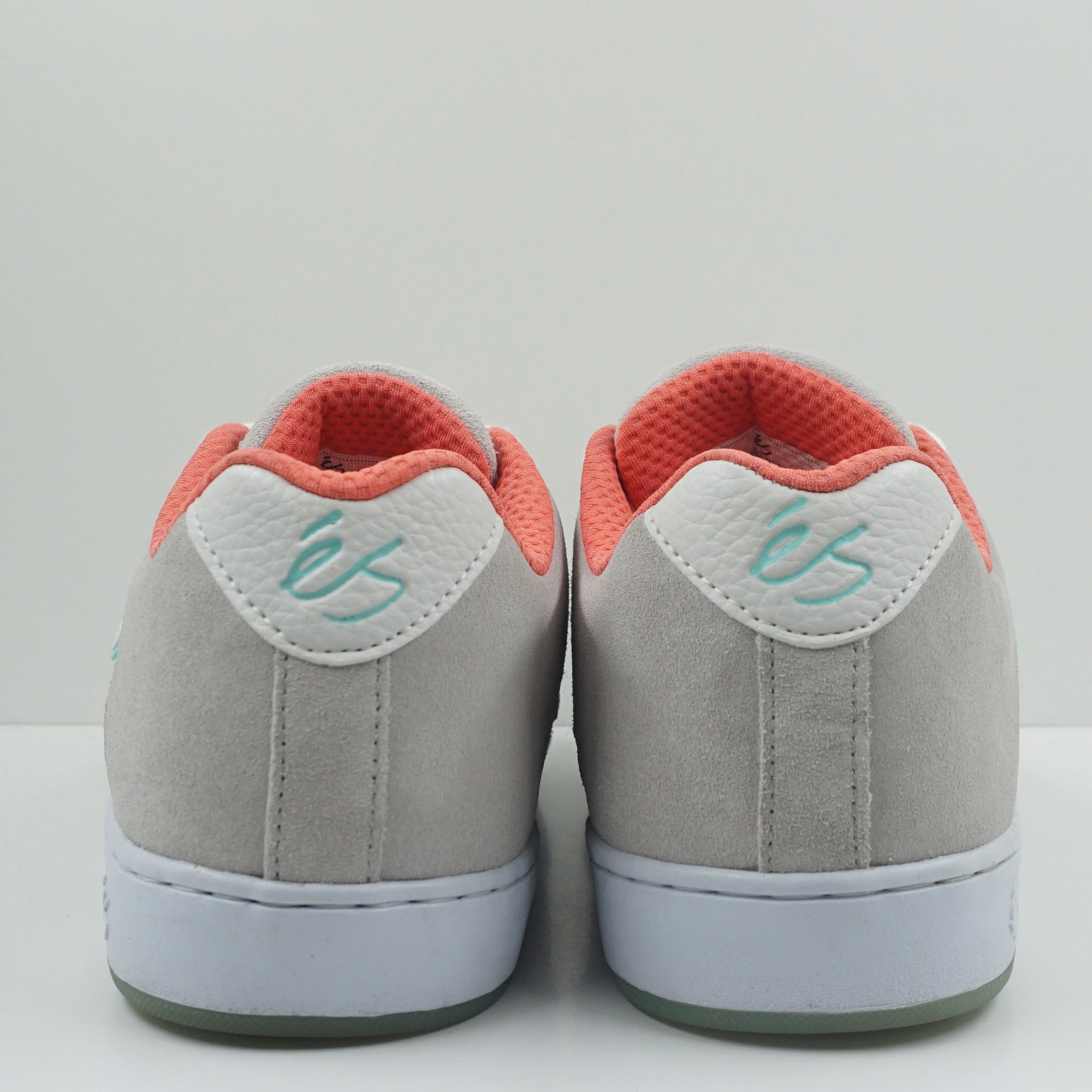 Es x DGK Accel Slim Grey