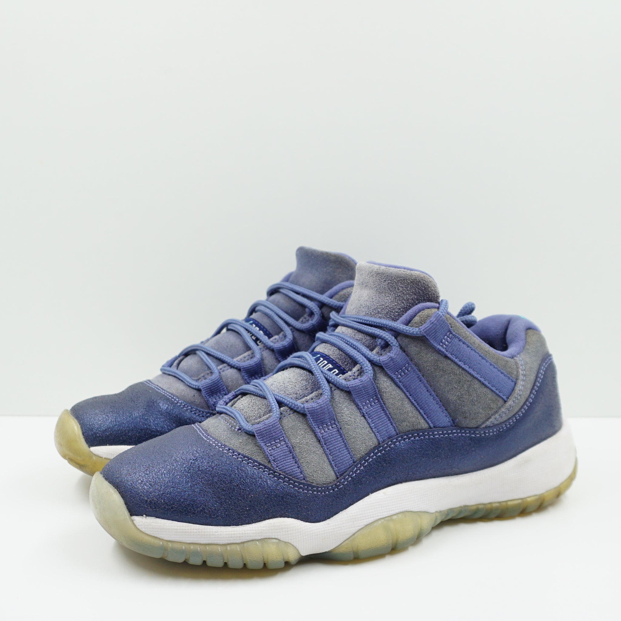 Jordan 11 Retro Low Blue Moon (GS)