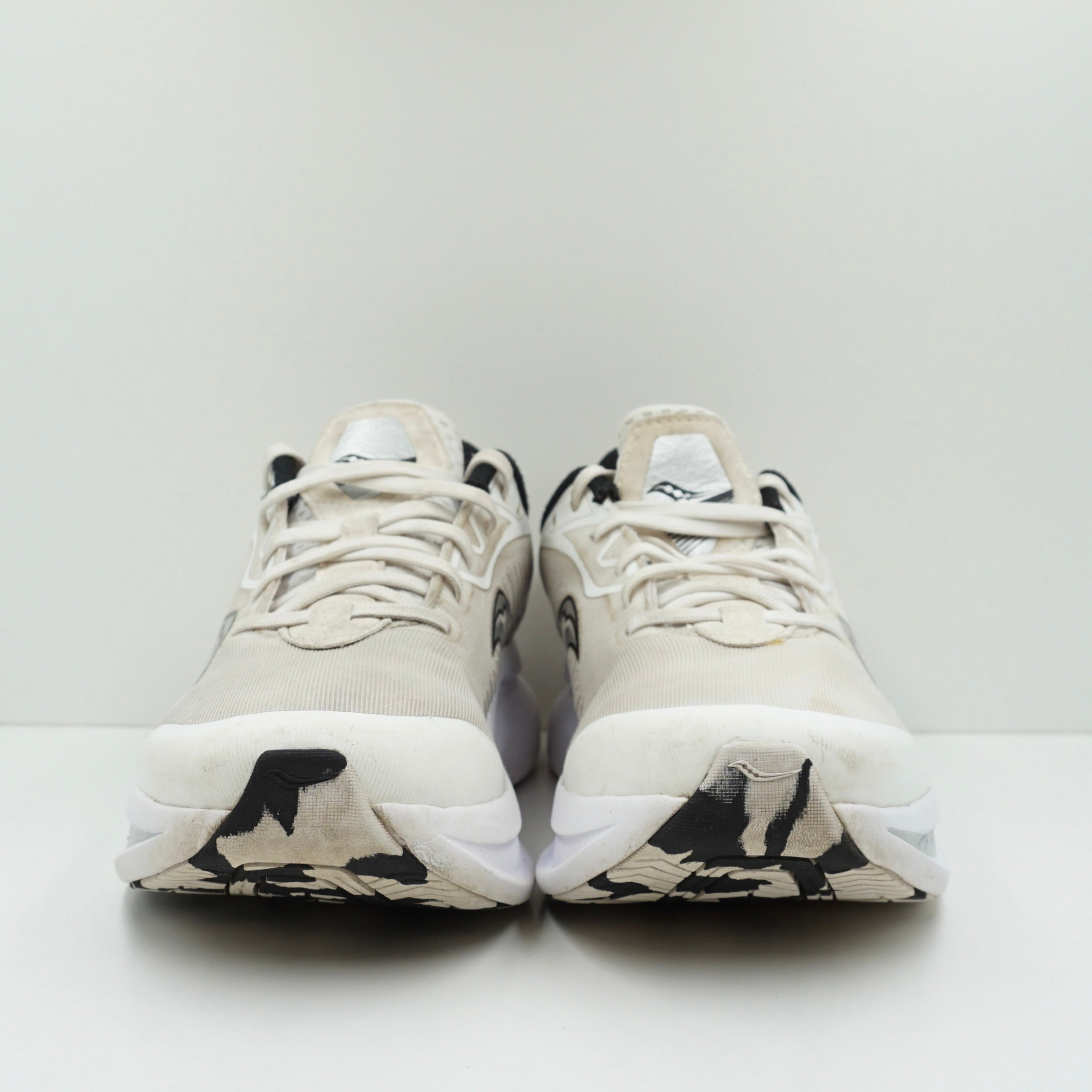 Saucony Endorphin KDZ Sneaker White Black