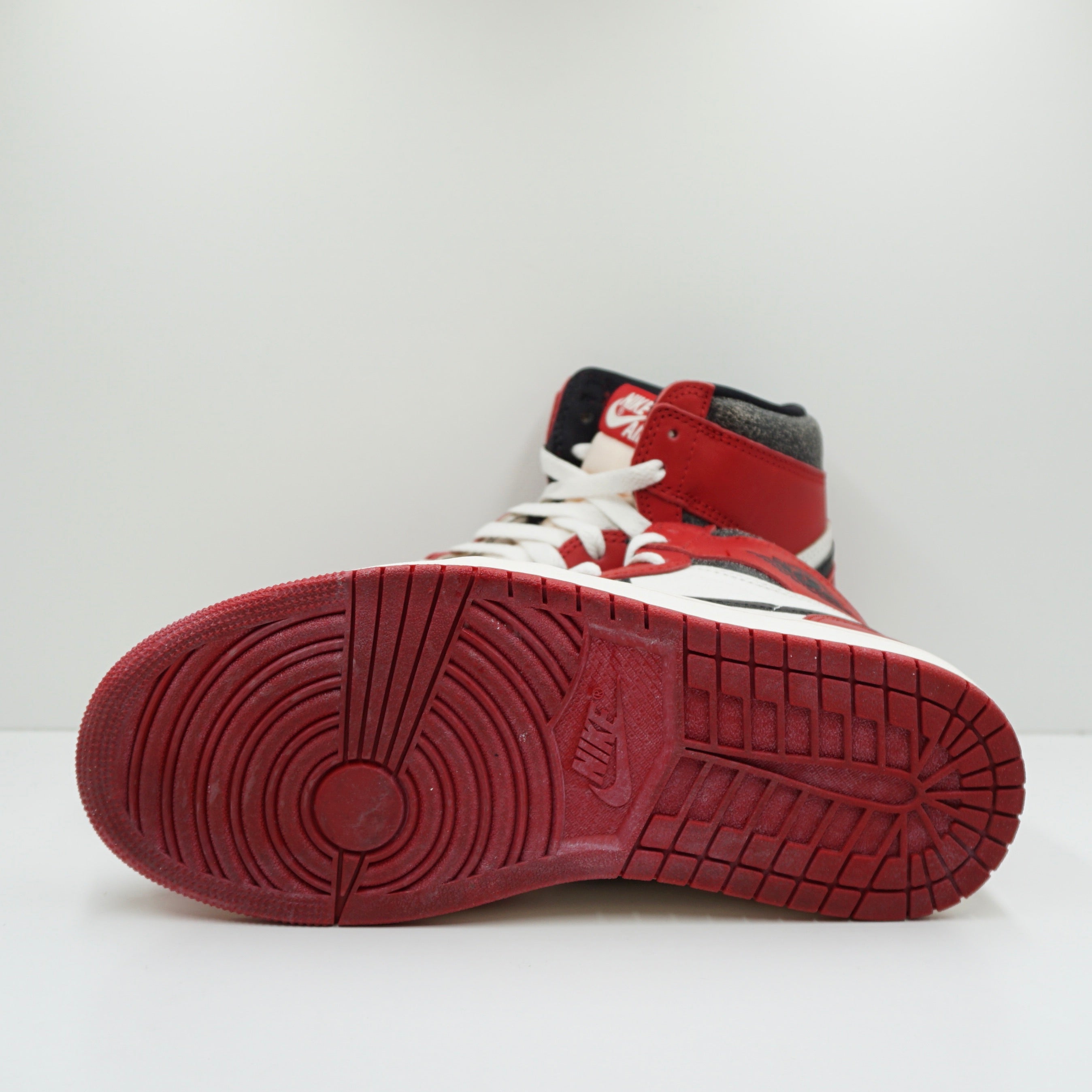 Jordan 1 Retro High OG Chicago Lost And Found