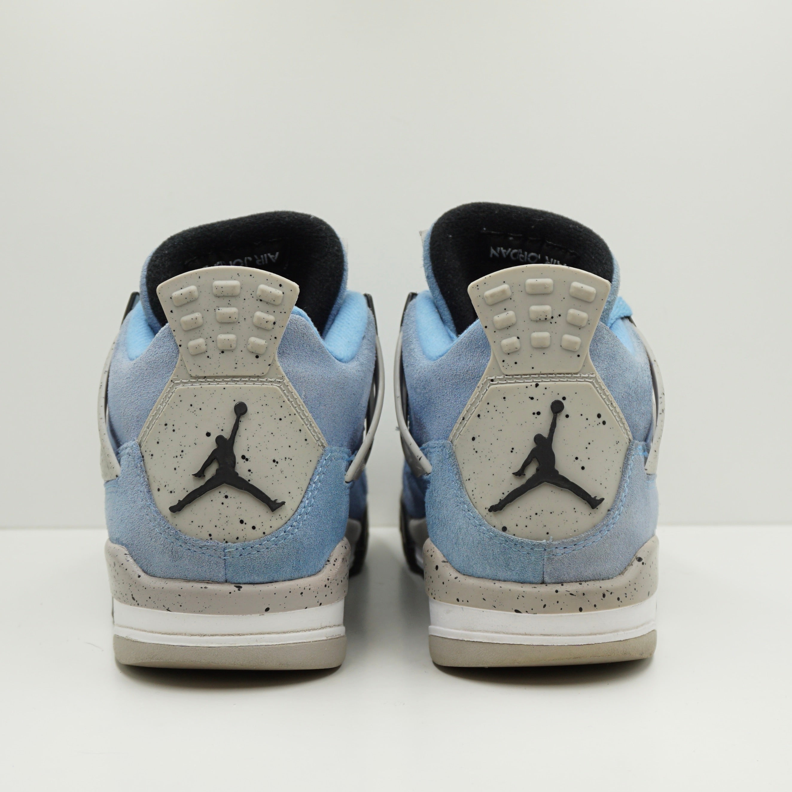 Jordan 4 Retro University Blue