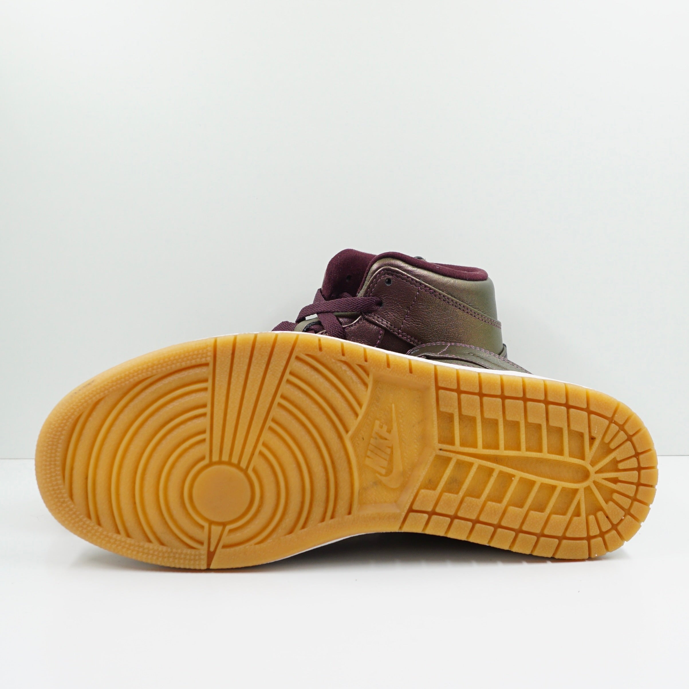 Jordan 1 Mid Nouveau Deep Burgundy Gum