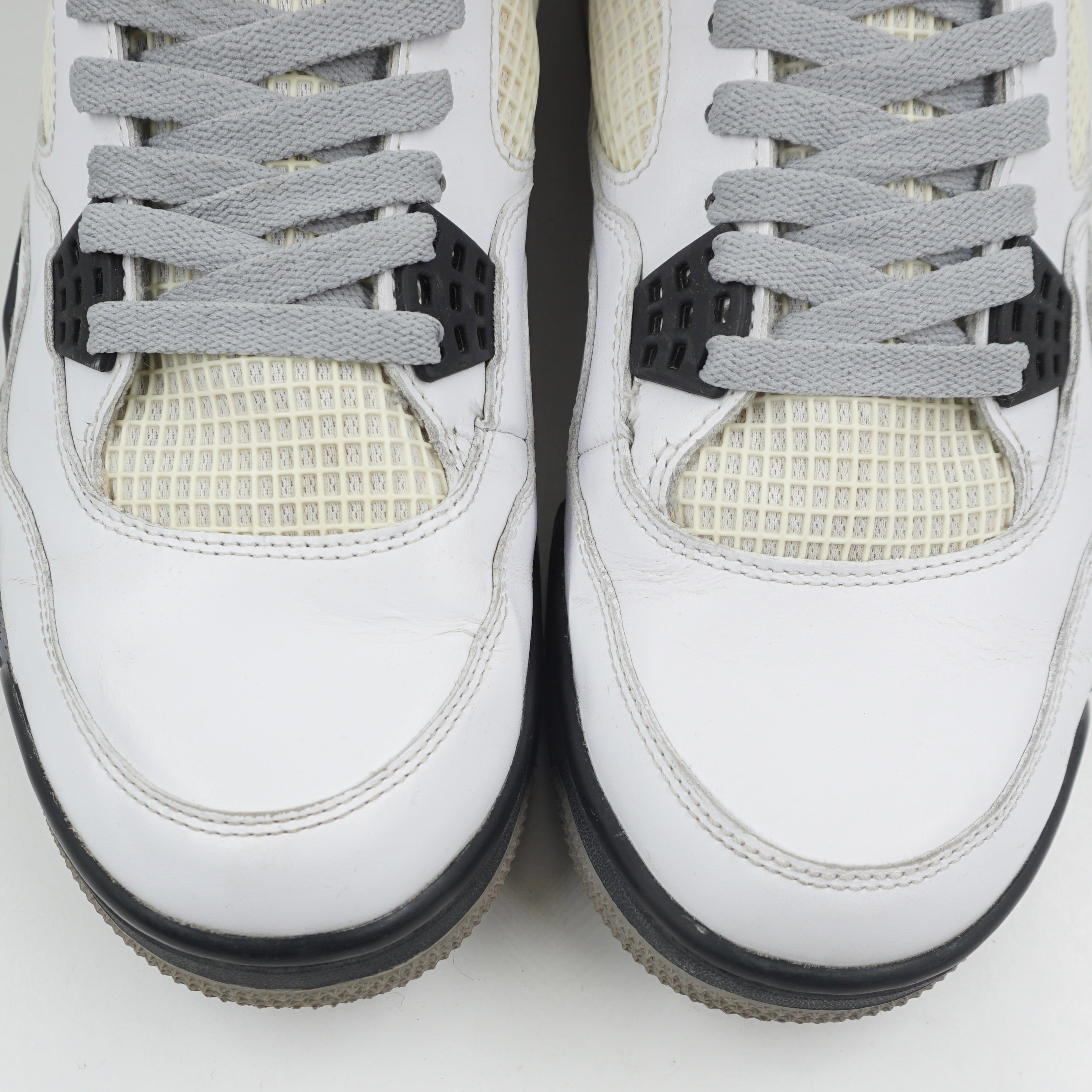 Jordan 4 Retro White Cement (2012)