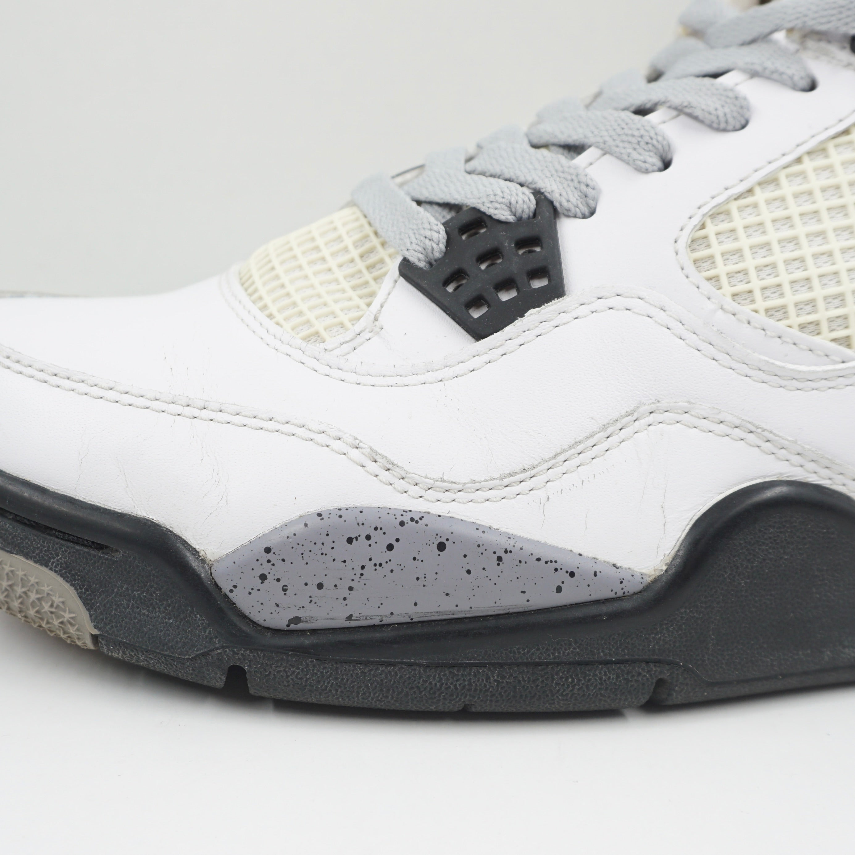 Jordan 4 Retro White Cement (2012)