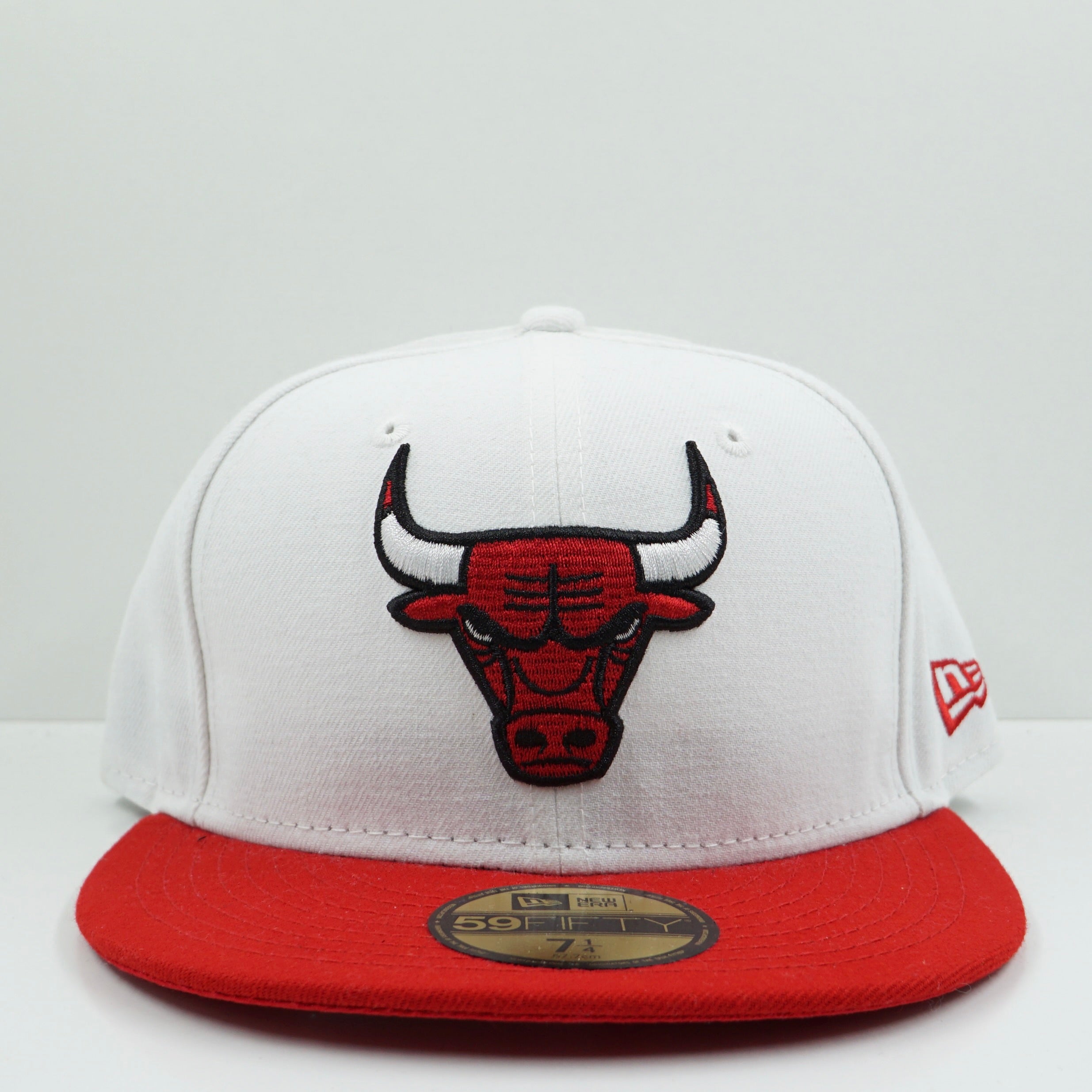 New Era Chicago Bulls White Red Fitted Cap