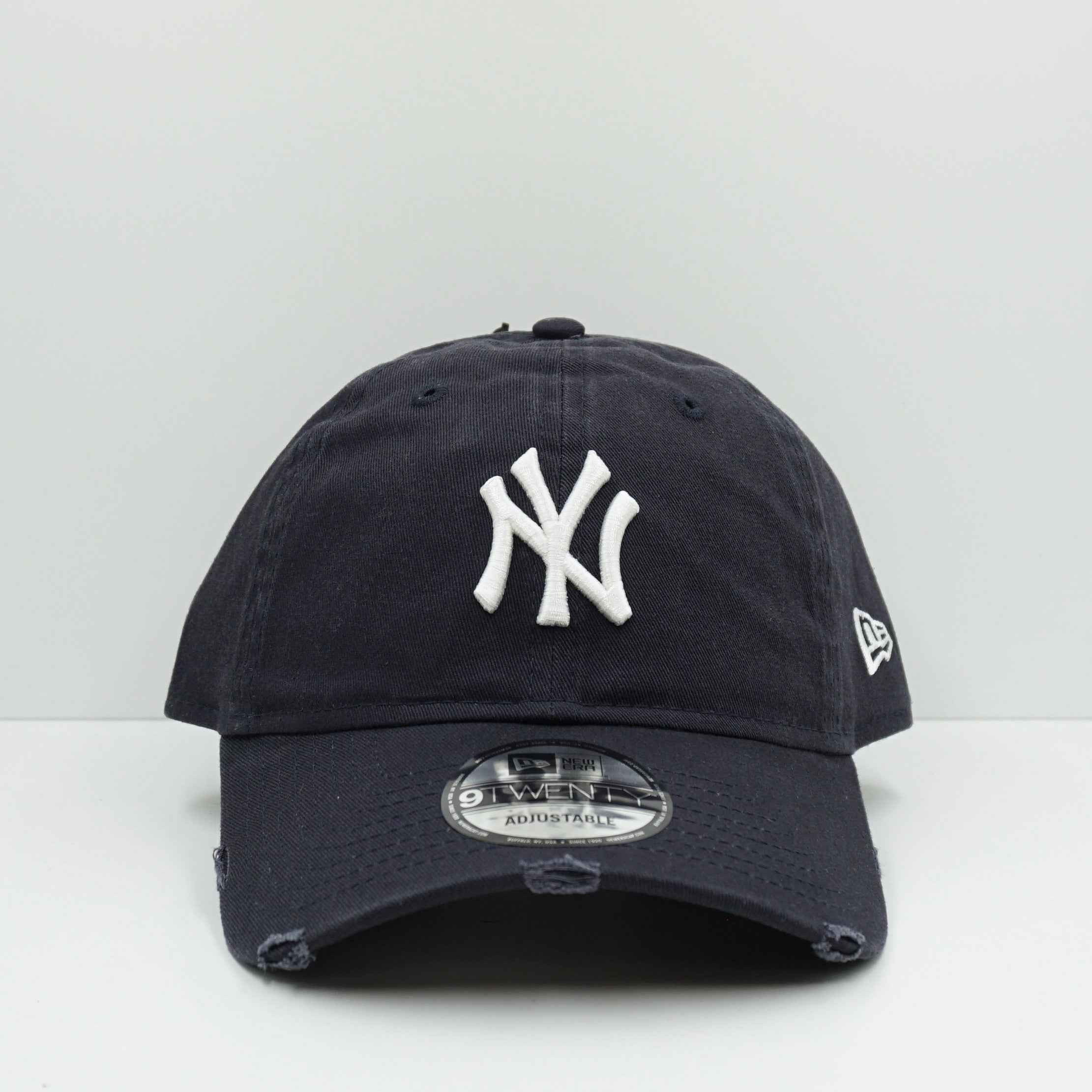 New Era New York Yankees Navy Distressed Adjustable Cap