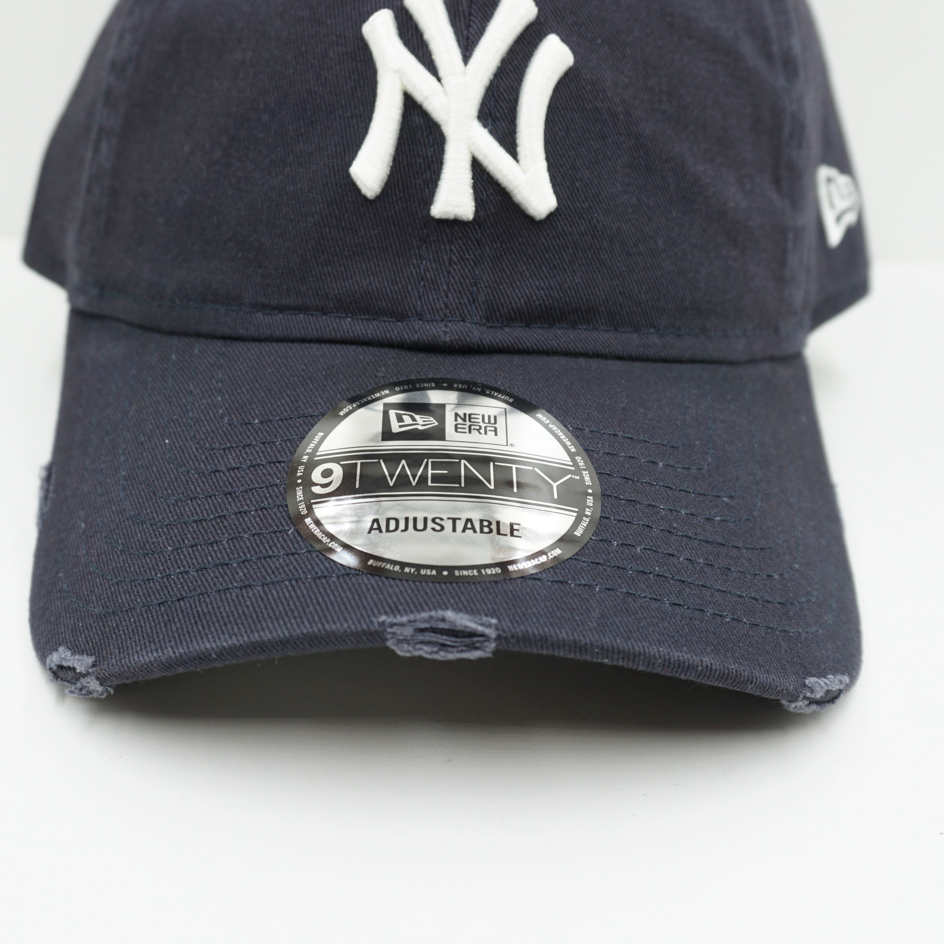 New Era New York Yankees Navy Distressed Adjustable Cap