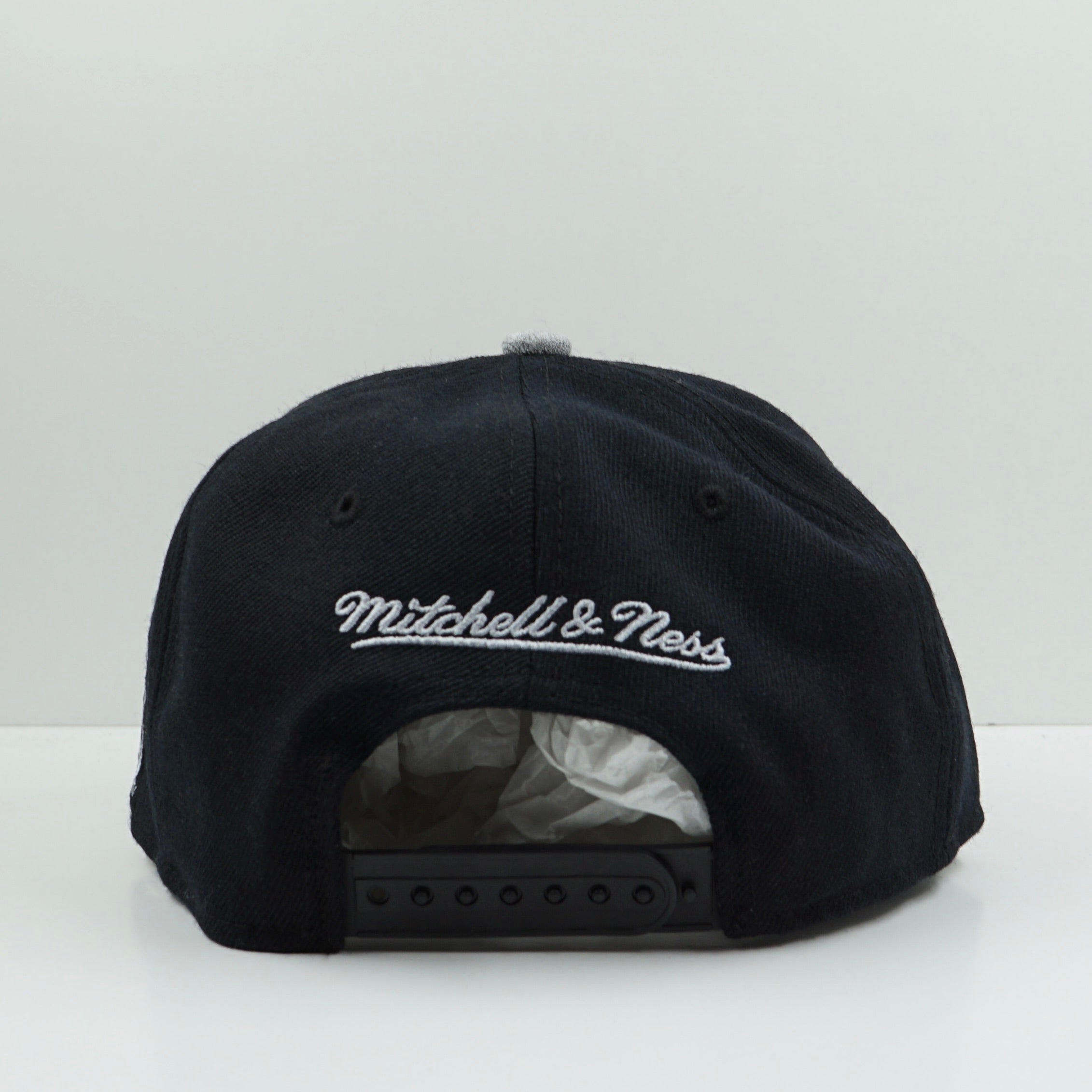 Mitchell & Ness Los Angeles Kings Black Grey Snapback Cap