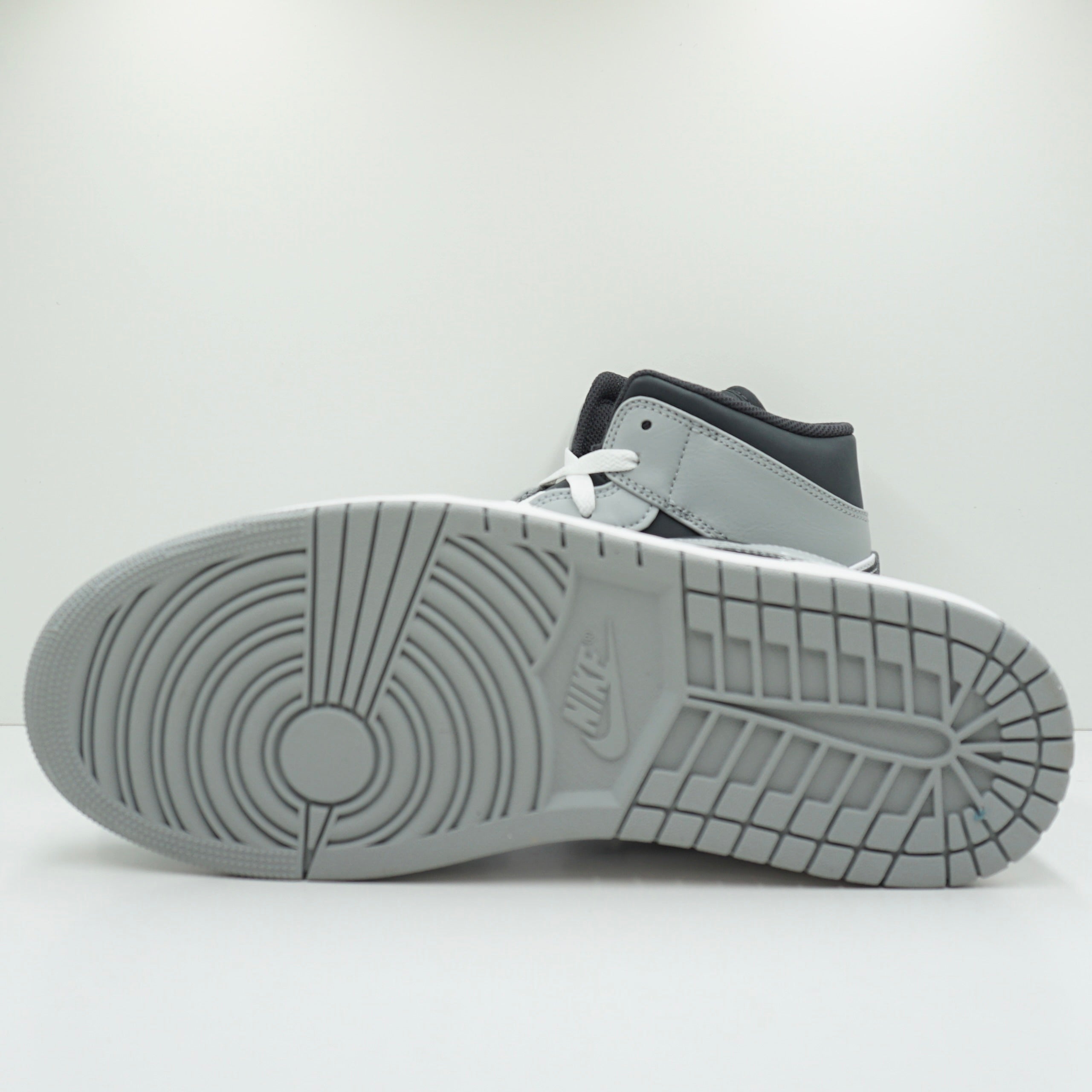 Jordan 1 Mid Light Smoke Grey Anthracite