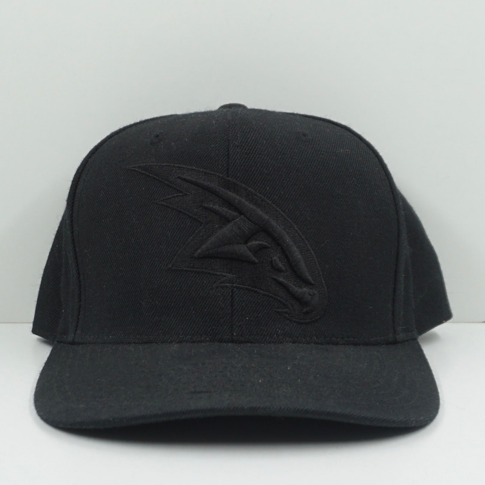 Mitchell & Ness Atlanta Hawks Black Snapback Cap