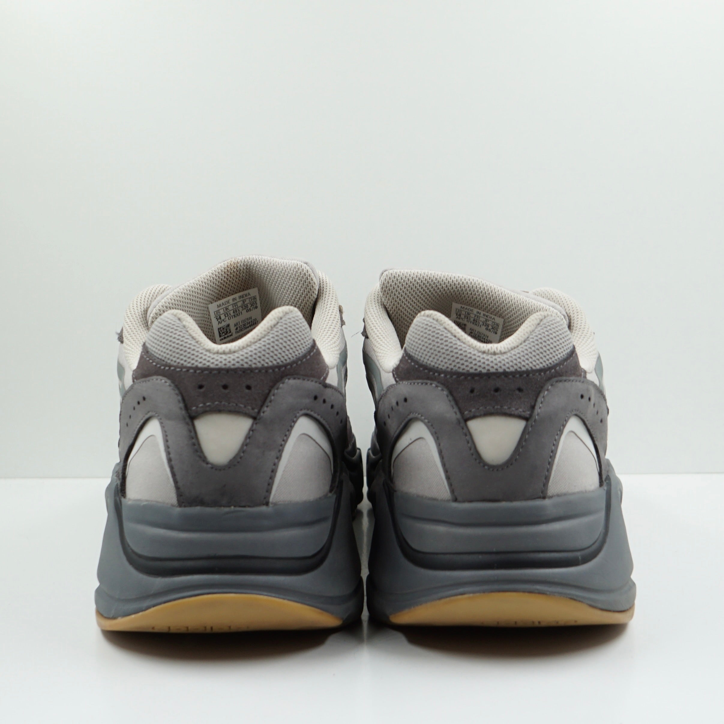 Adidas Yeezy Boost 700 V2 Tephra
