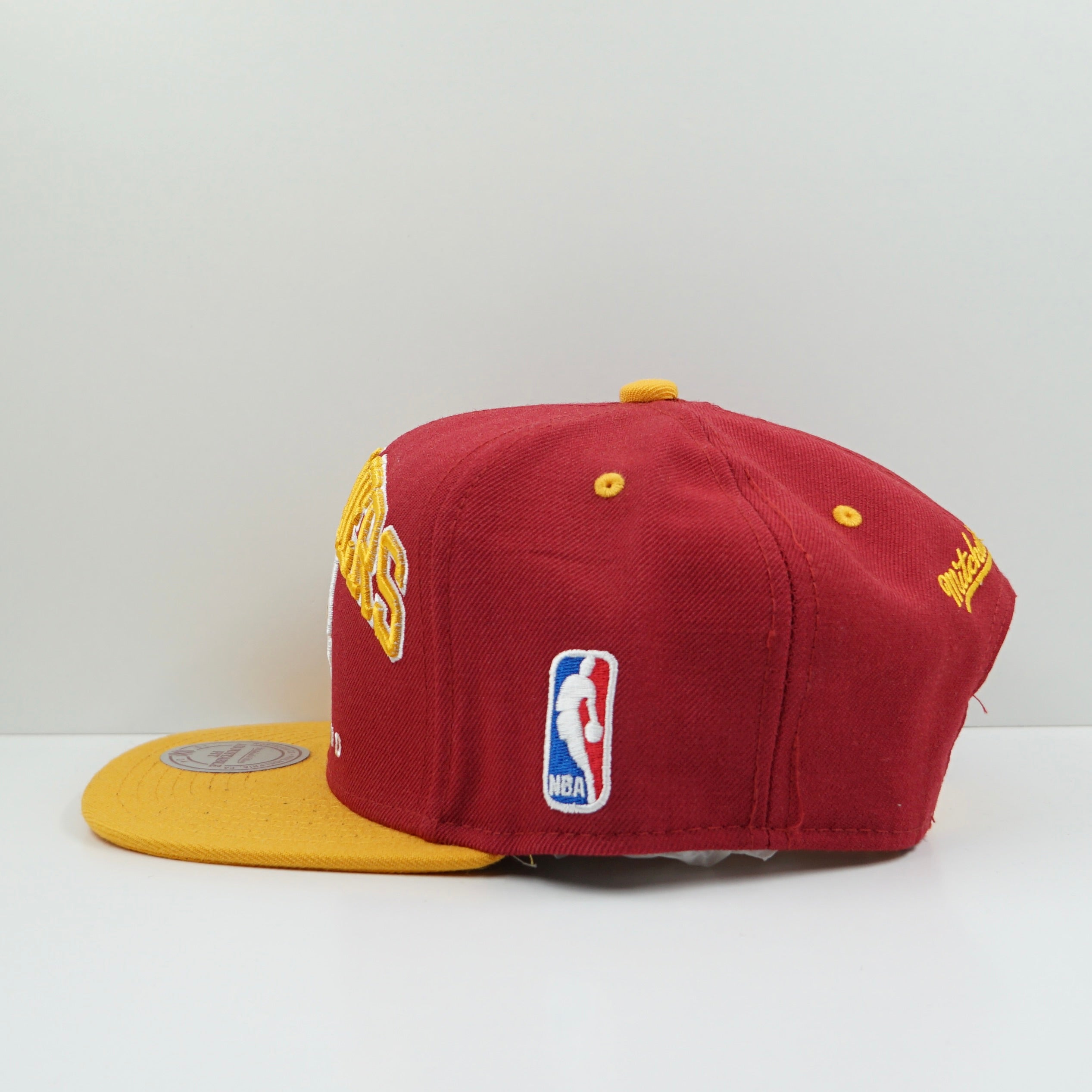 Mitchell & Ness Cleveland Cavaliers Burgundy Yellow Snapback Cap