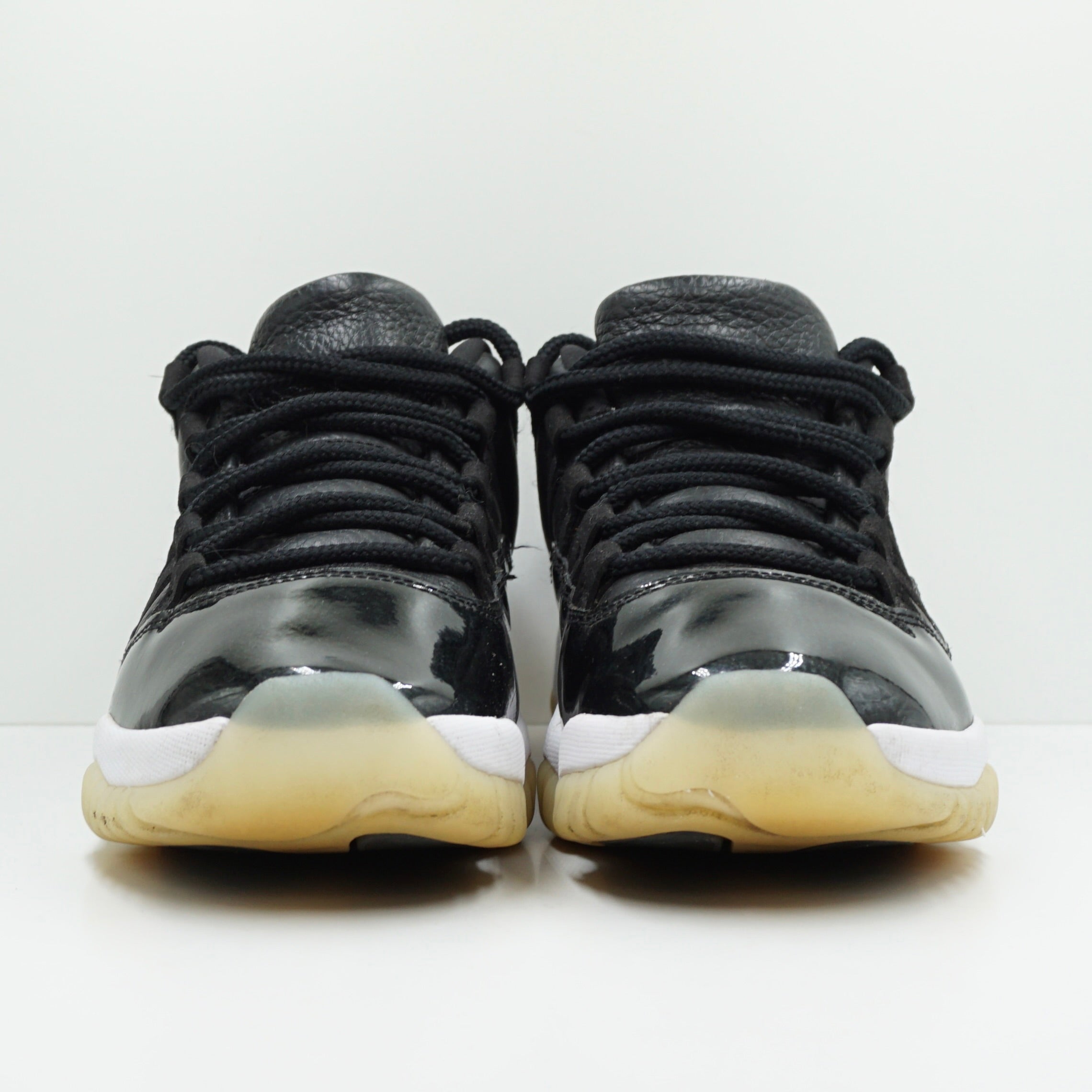 Jordan 11 Retro Low 72-10