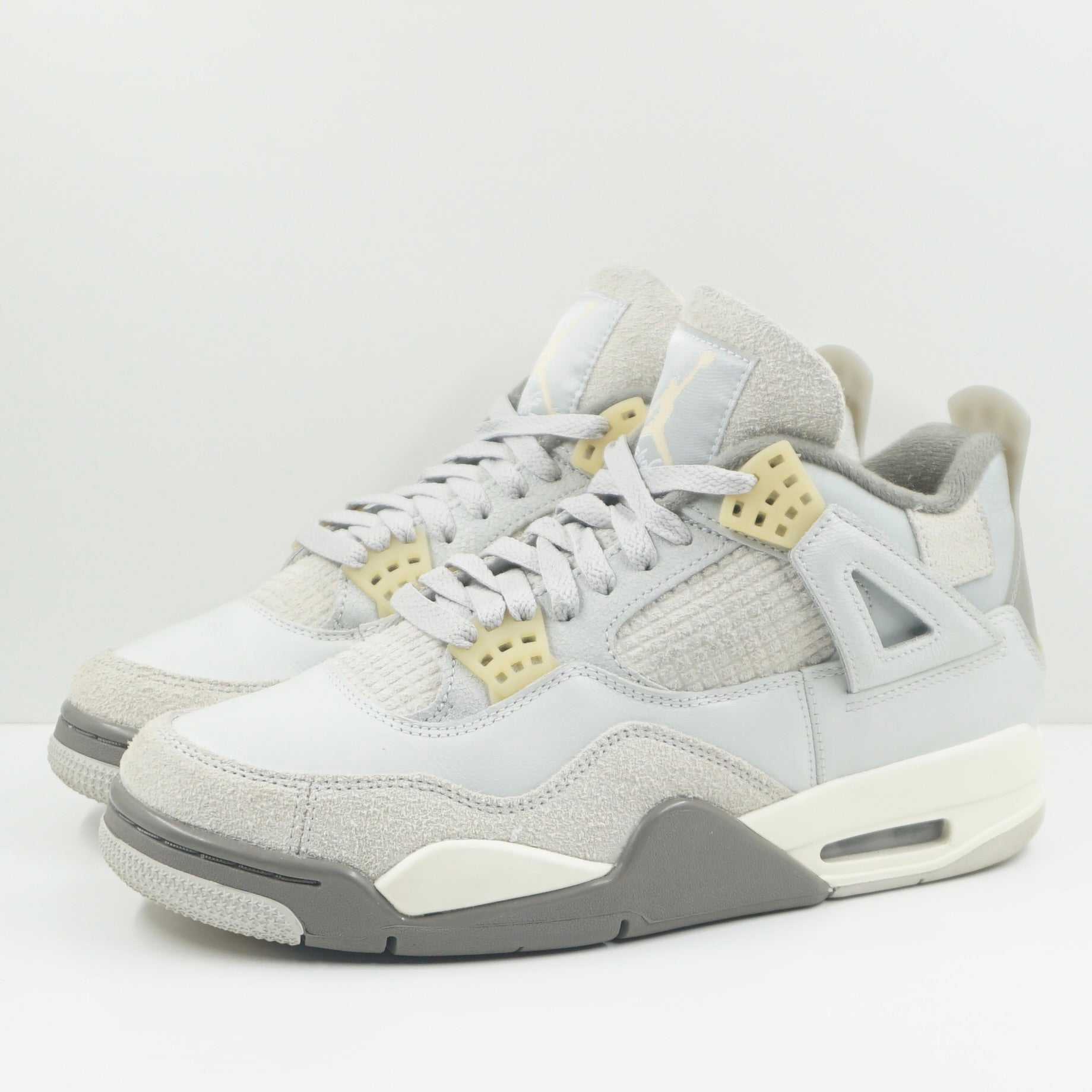 Jordan 4 Retro SE Craft Photon Dust
