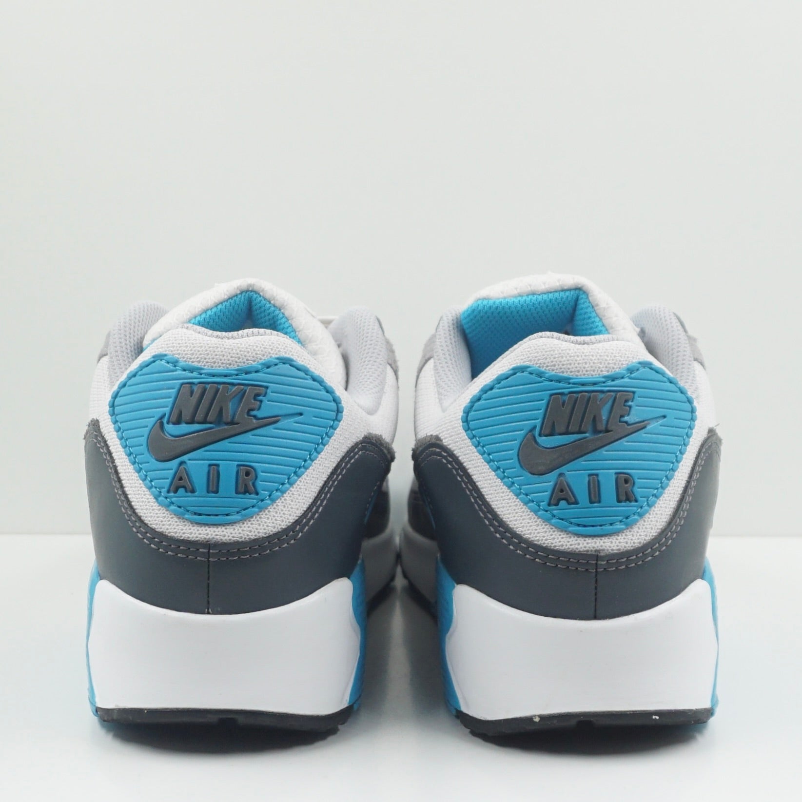 Nike Air Max 90 Platinum Tint Blue Lightning