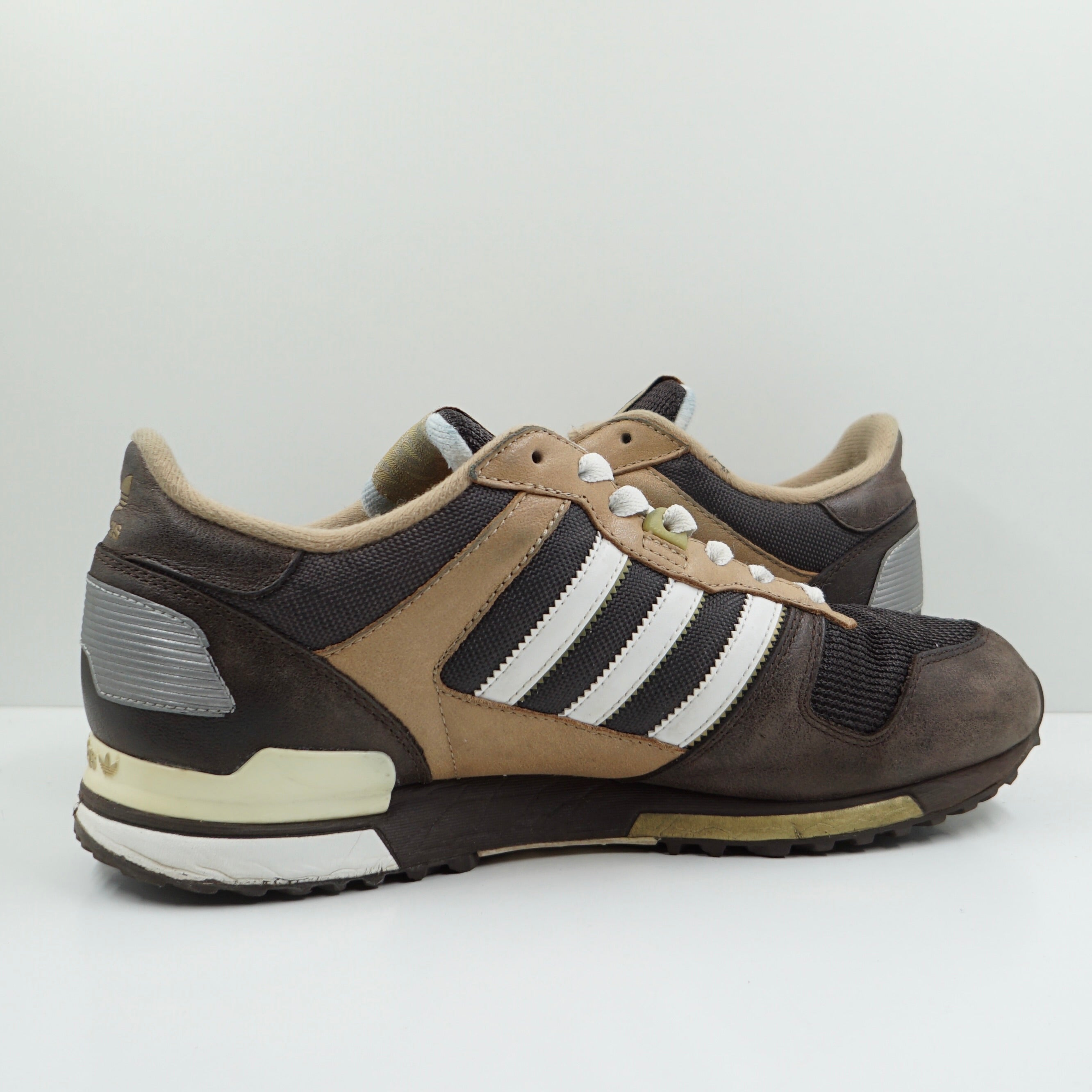 Adidas Sneakersnstuff ZX 700 Malmö (2006)