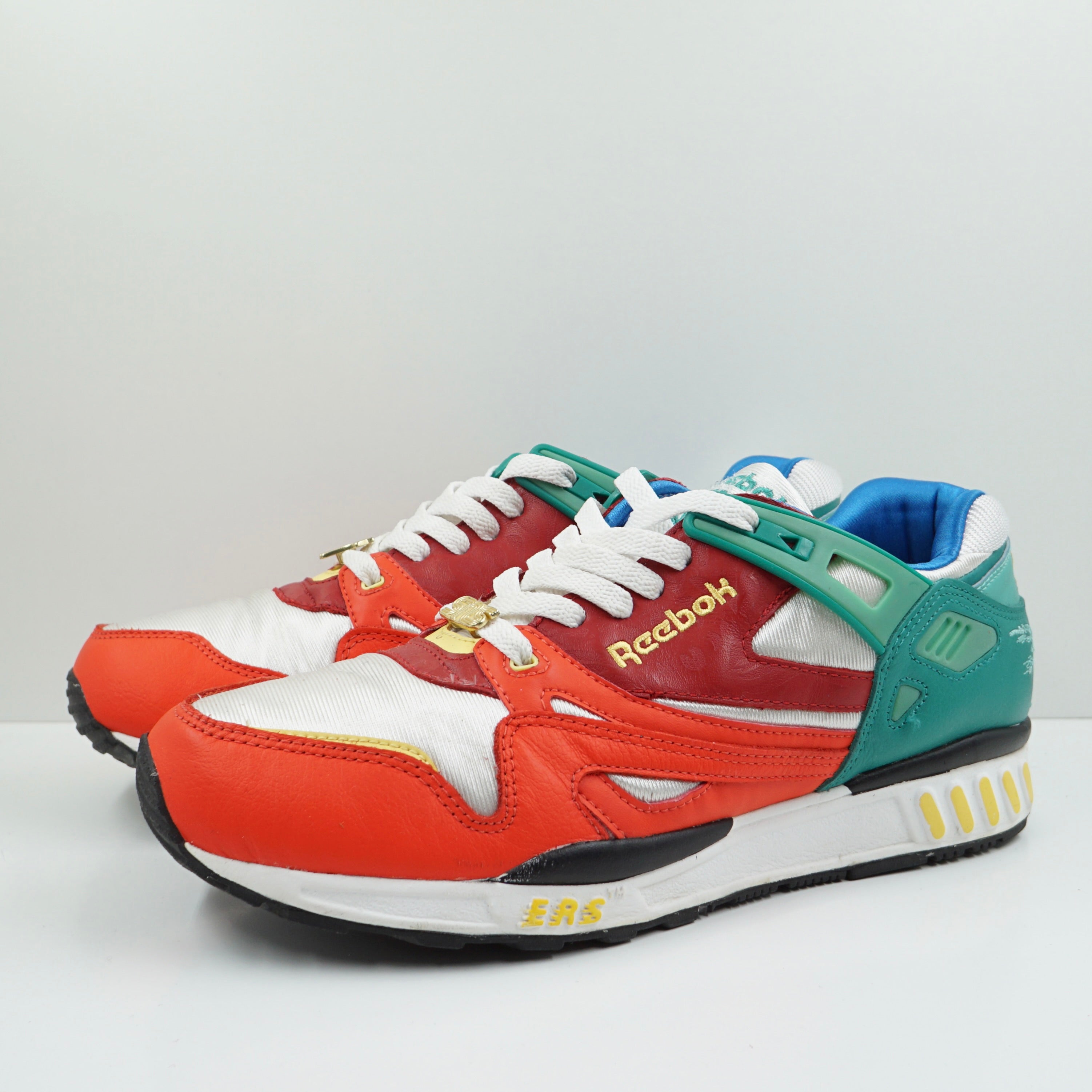 Reebok Sneakersnstuff x ERS 5000 White Red Turquoise