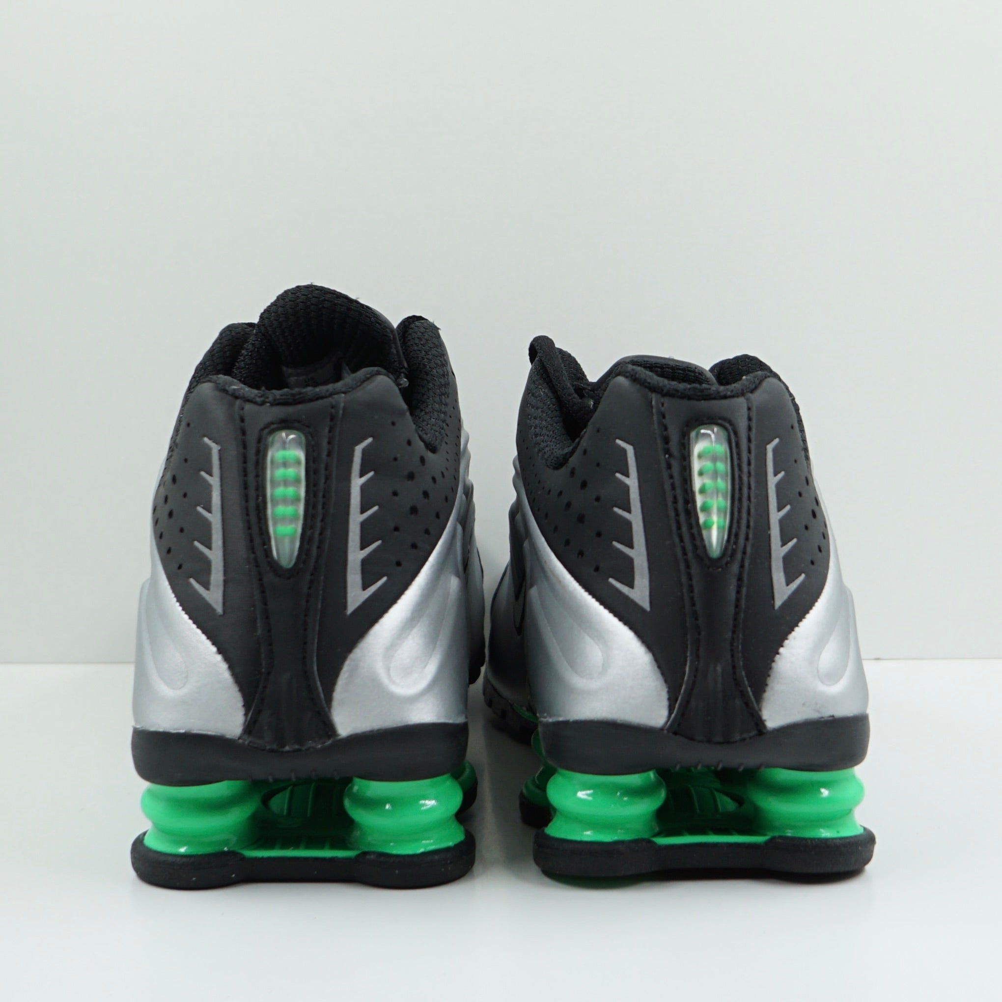 Nike Shox R4 Metallic Silver Green Shock